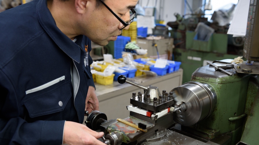 Japan factory economic stimulus