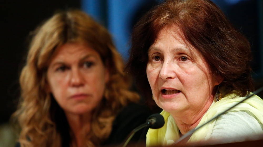 Paola Regeni (R), mother of Giulio Regeni, the Italian student murdered in Egypt, looks on during a news conference at the upper house of the parliament in Rome, Italy, 29 March, 2016. 