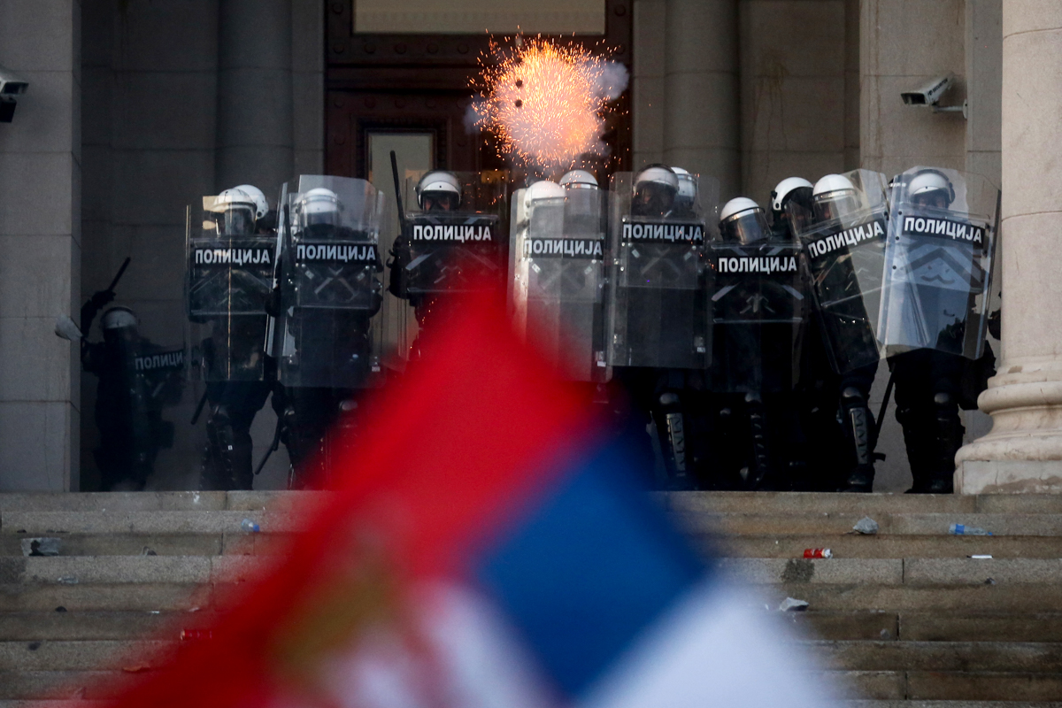 Protestors clash with police in Belgrade on July 8, 2020 as violence erupts against a weekend curfew announced to combat a resurgence of COVID-19 infections despite Serbia''s President Aleksandar Vucic