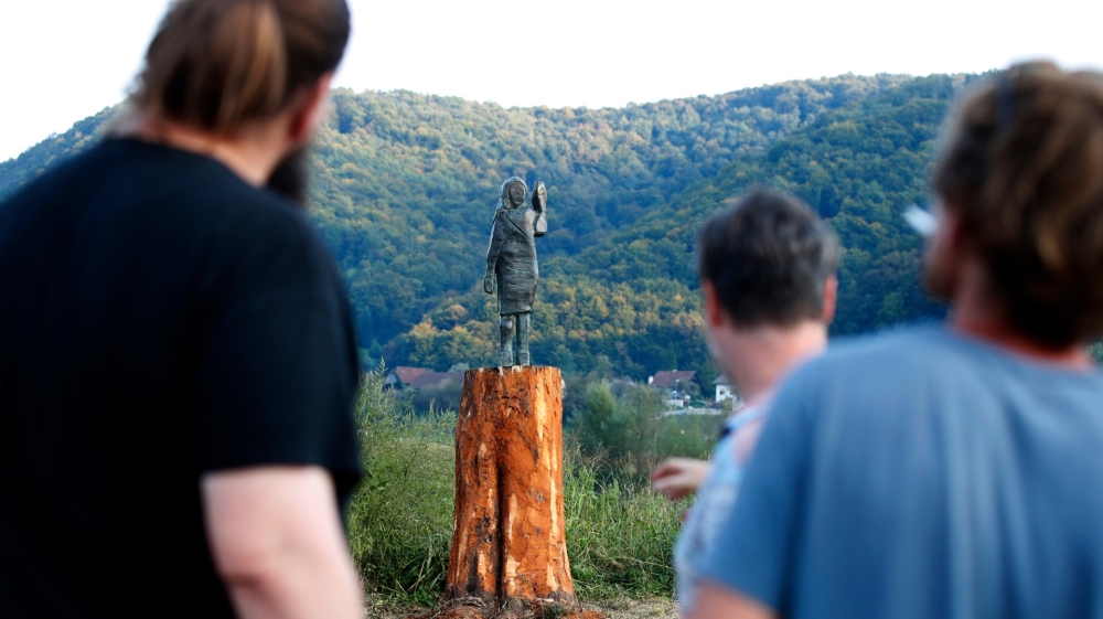 Melania Trump statue