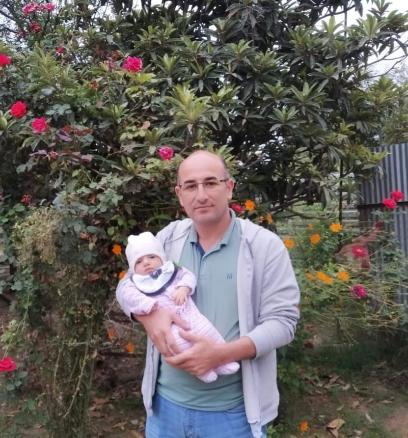 Samir Kazimli with his newborn baby, Pinar [Courtesy: Samir Kazimli]