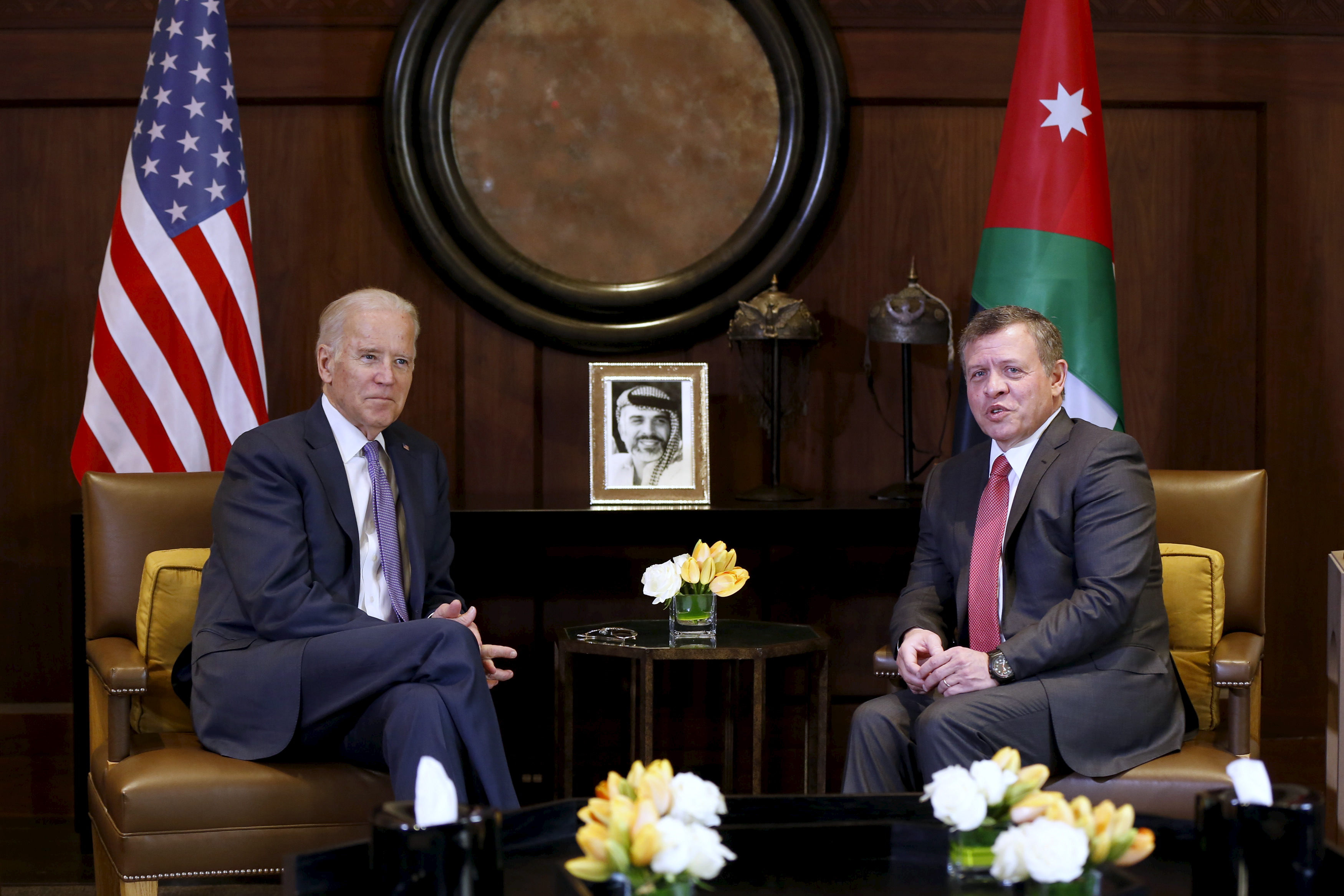 Jordan's King Abdullah (R) meets US Vice President Joe Biden at the Royal Palace in Amman, Jordan, on March 10, 2016. [File: Muhammad Hamed/Reuters]