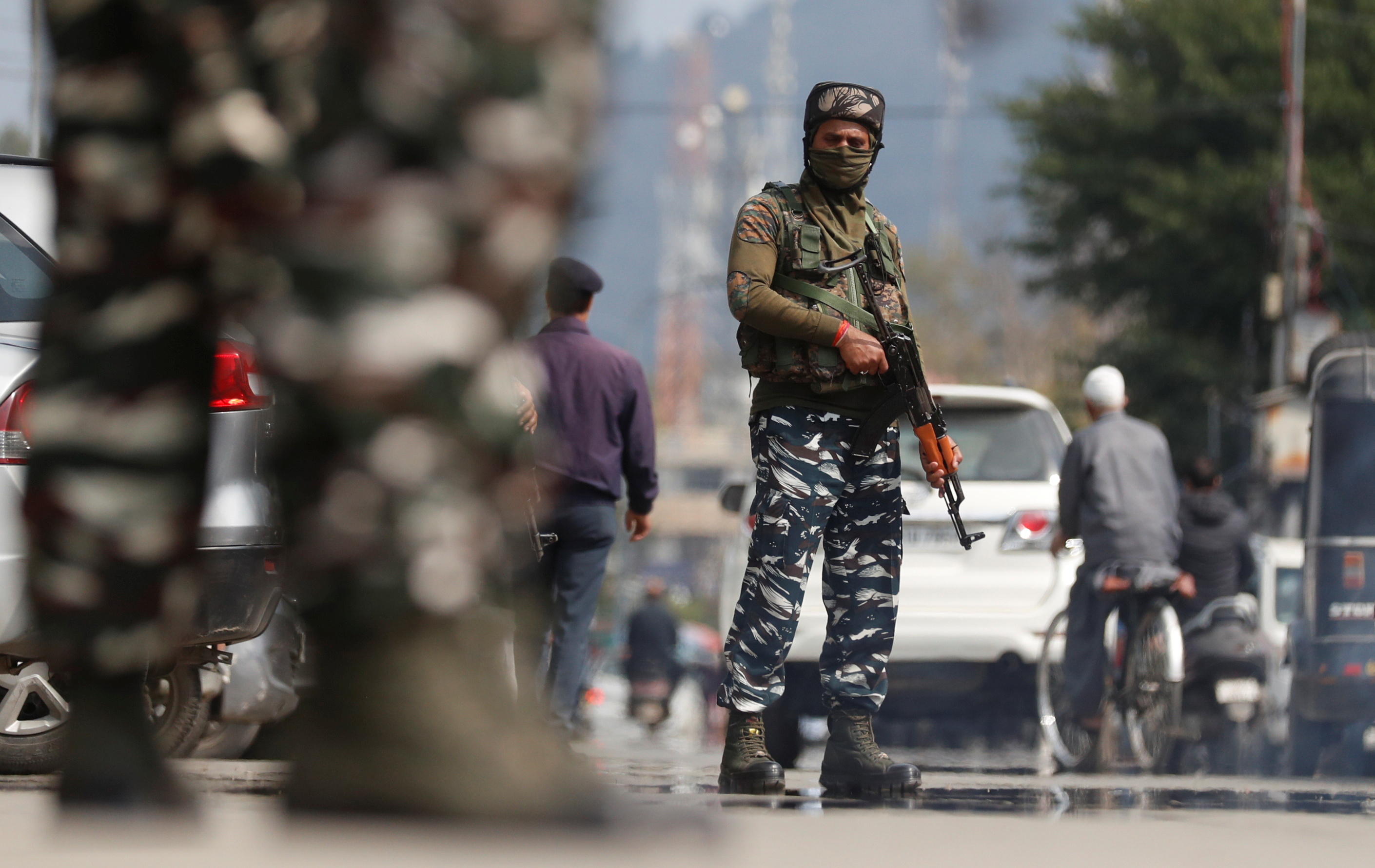 kashmir security forces