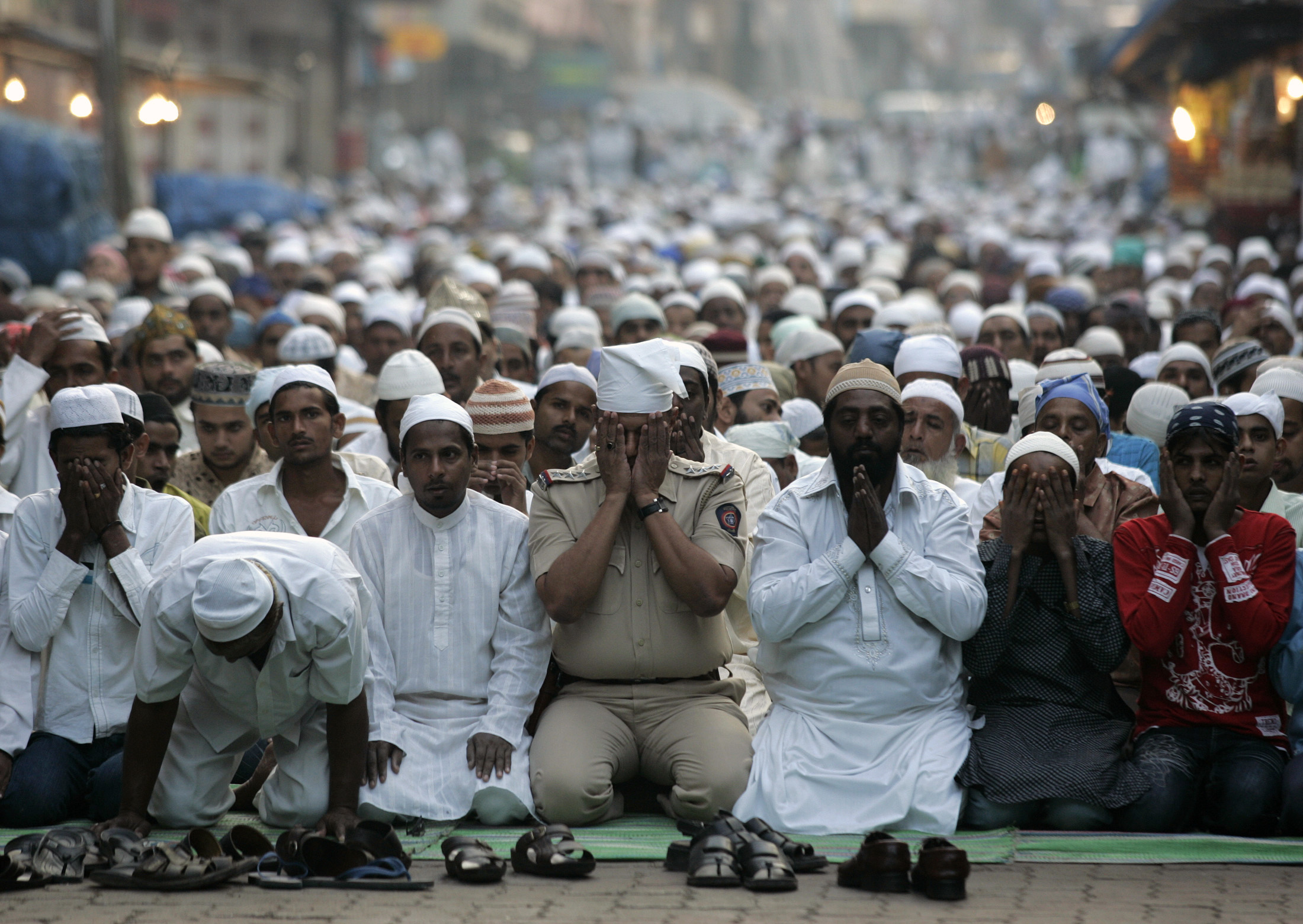 Muslims, shown here praying, comprise nearly 14 percent of India’s 1.4 billion population.