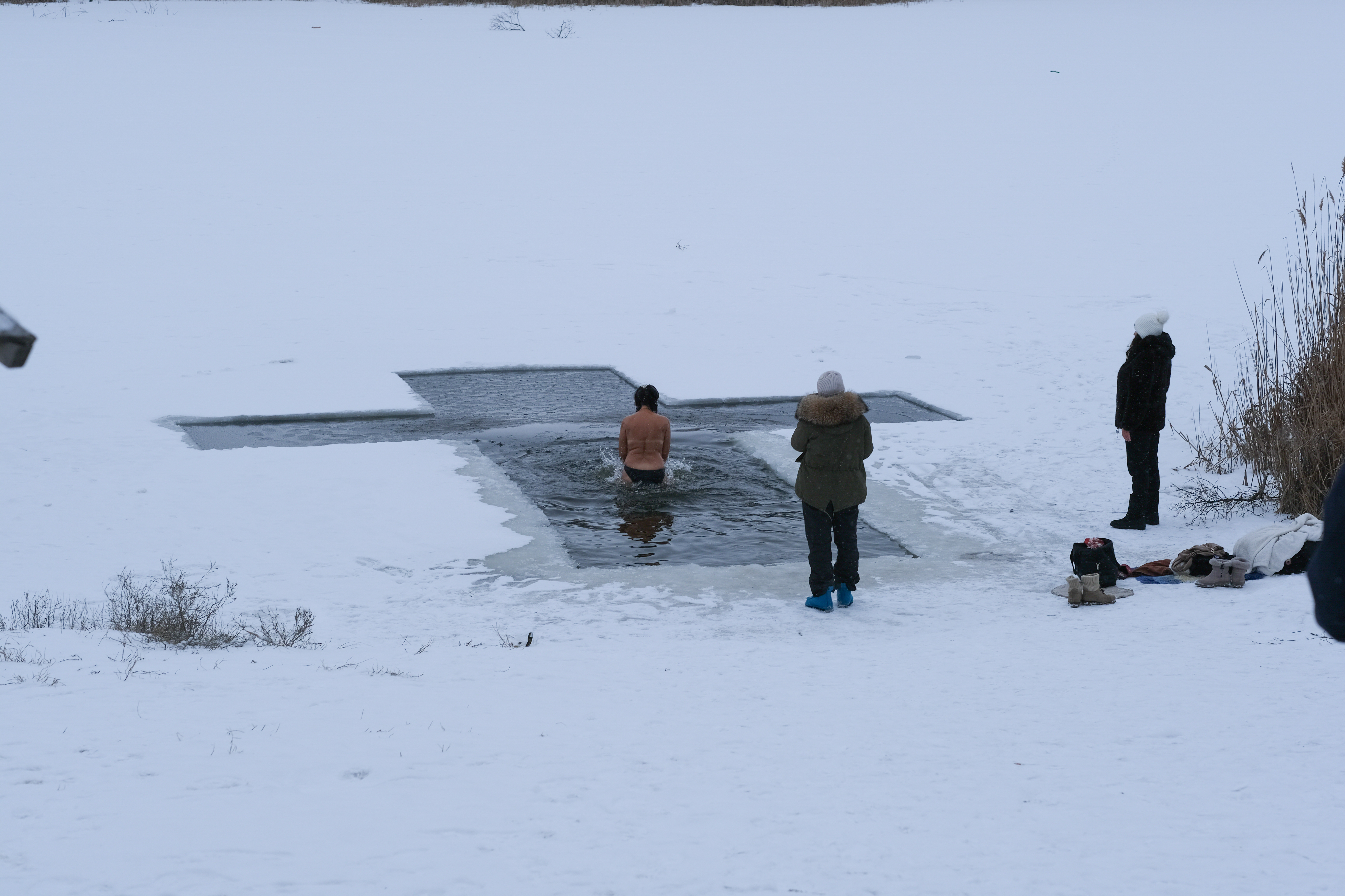 Olga, Alyana and Lubouf live near to the frontline but have learnt to dissociate with the conflict.