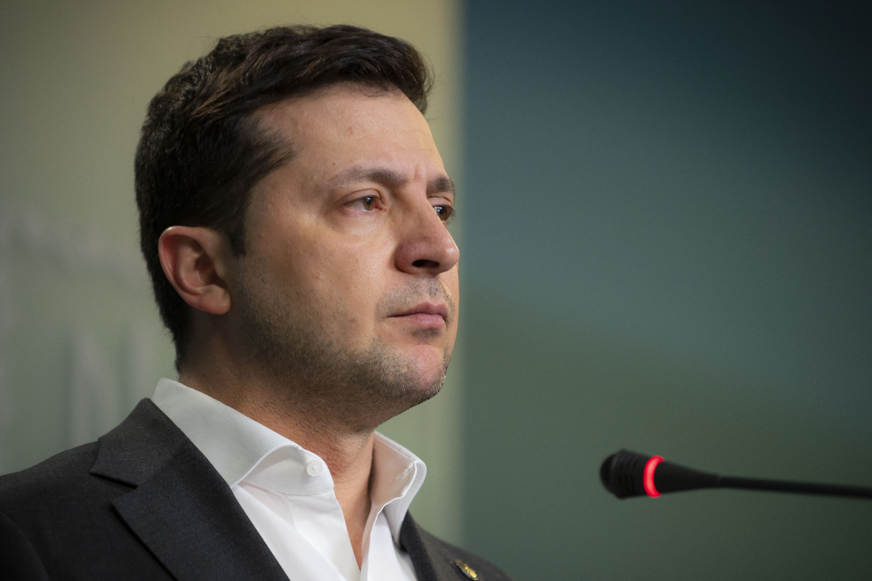 Ukrainian President Volodymyr Zelensky y