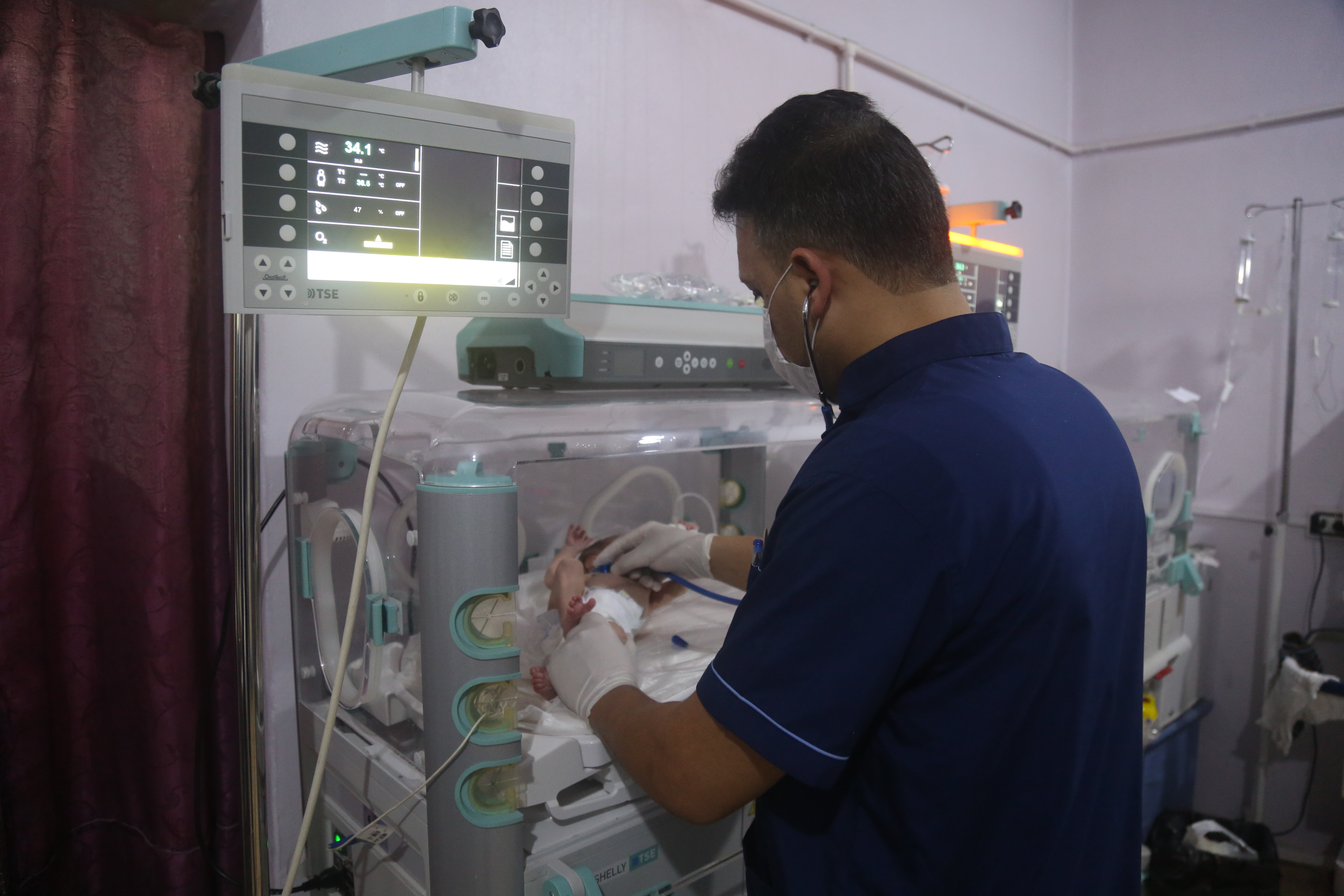 Dr. Fadi Hallak at the Al Rahman hospital says more children are being admitted to overcrowded hospitals due to the bad weather and poor living conditions.