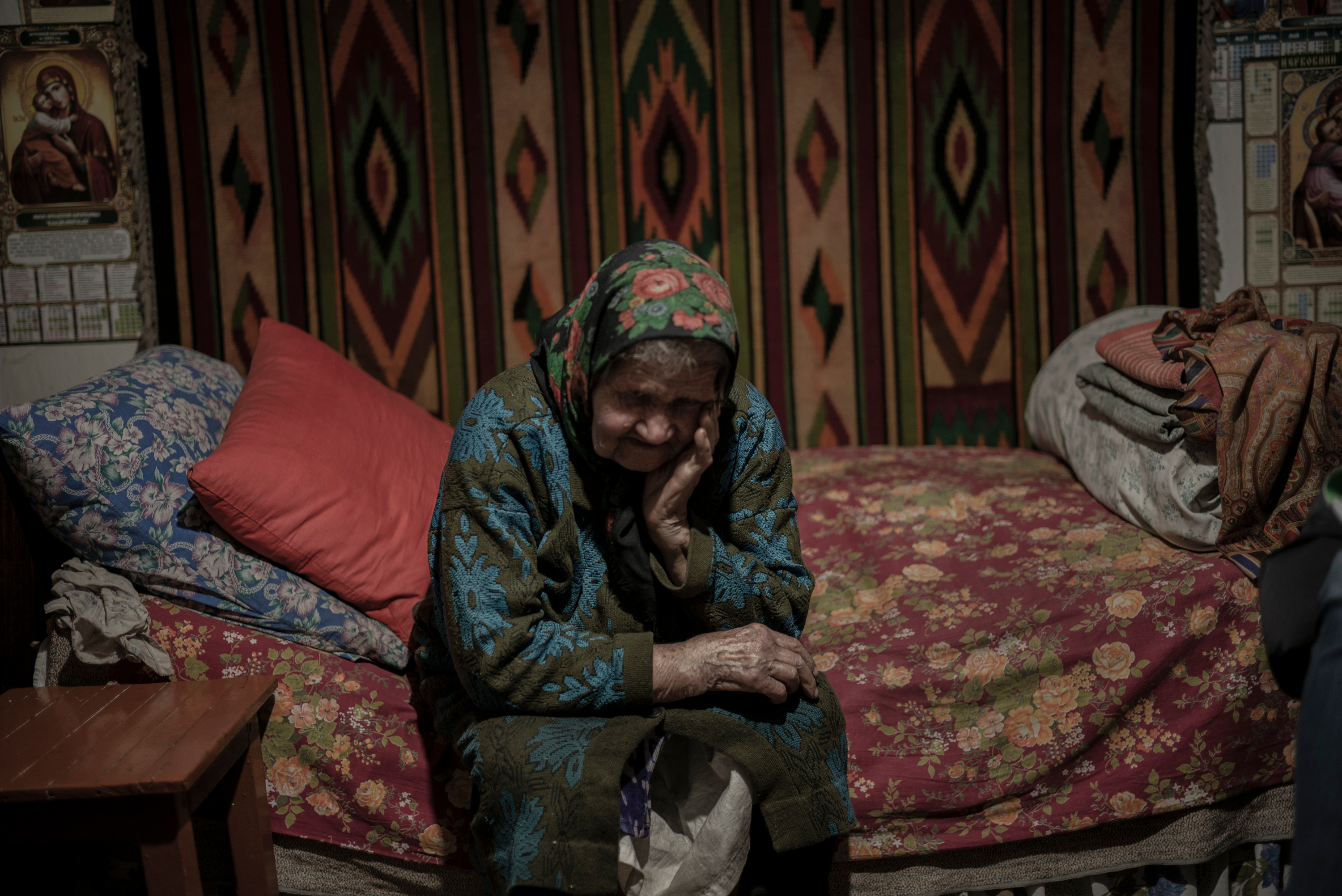 Vera, 94, lives on the front line in Marinka, a town separated by the front line in the suburbs of Donetsk.