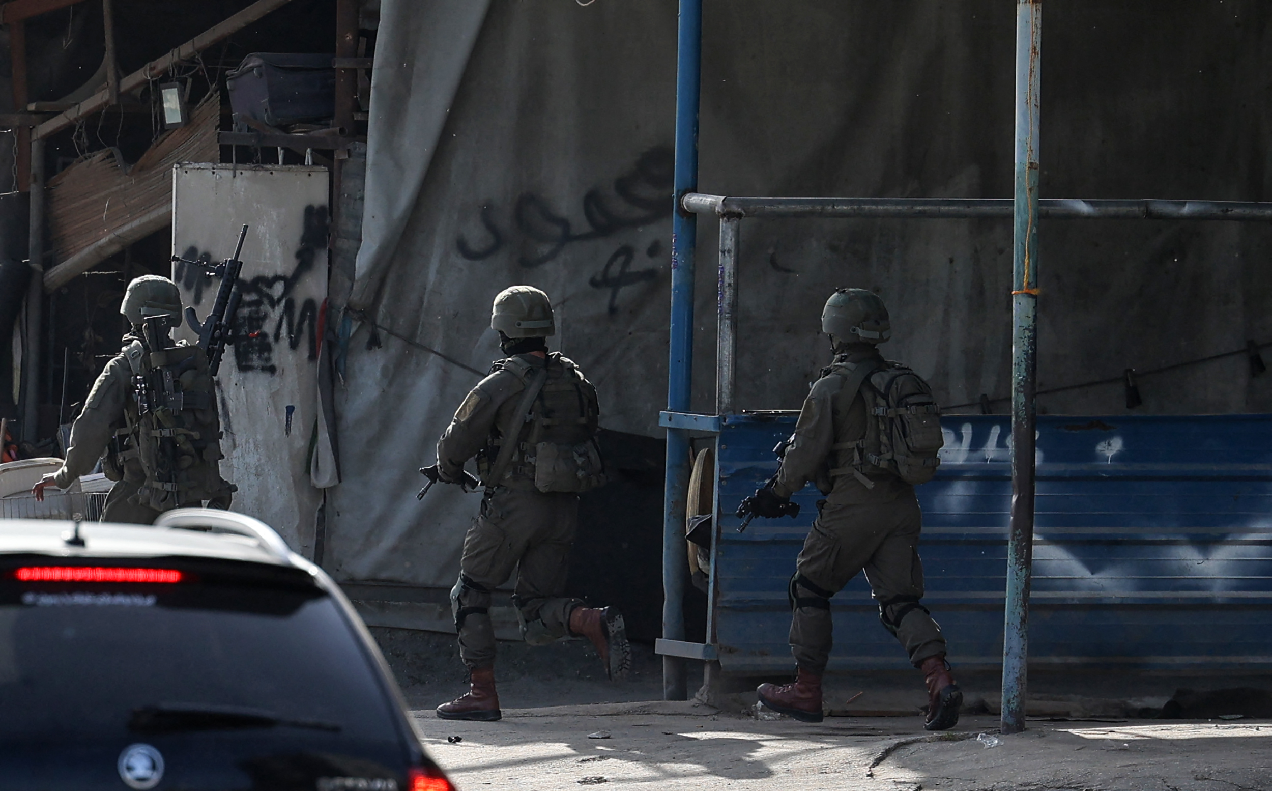Israeli soldiers in Tulkarem