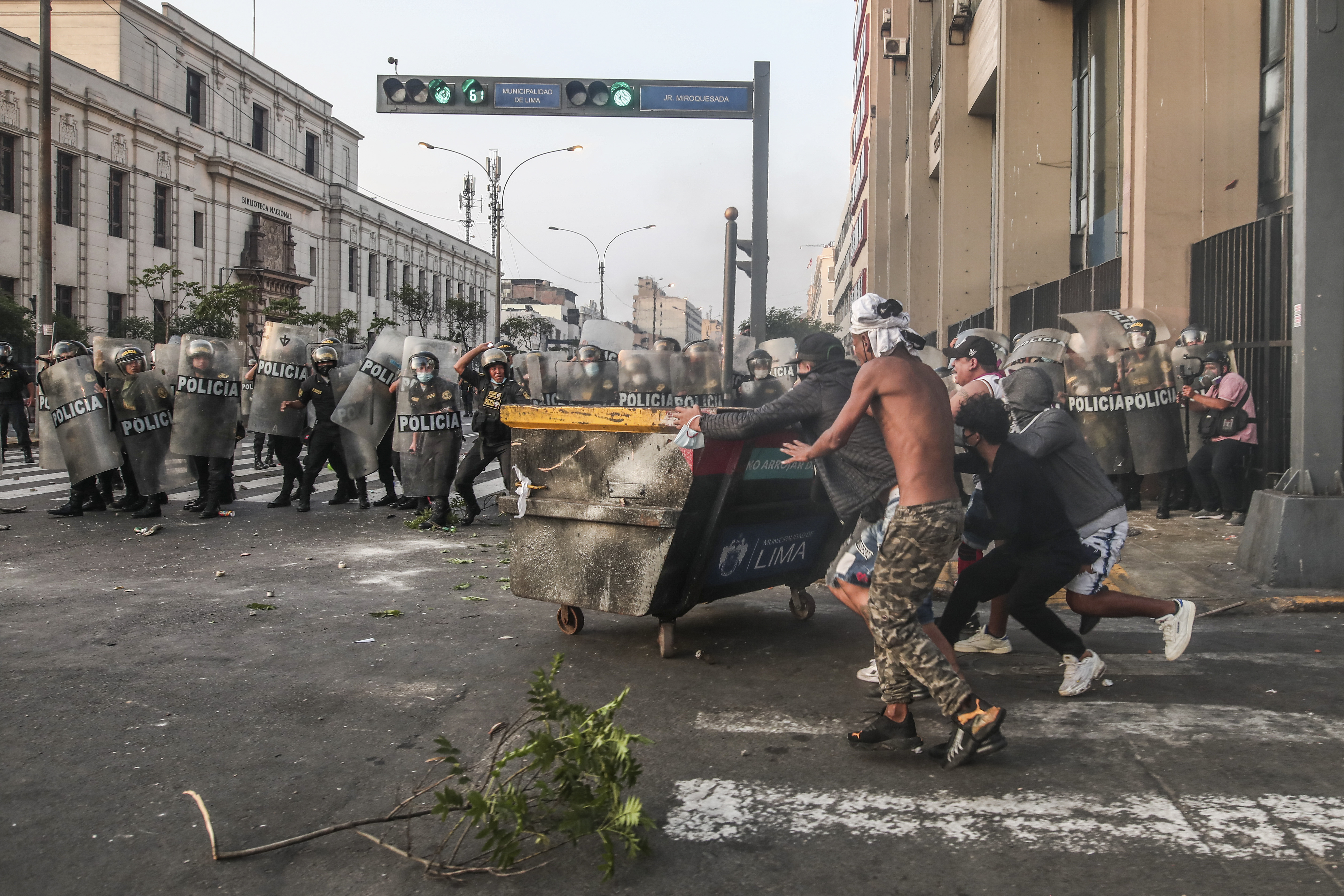 PERU-PROTESTS/CURFEW