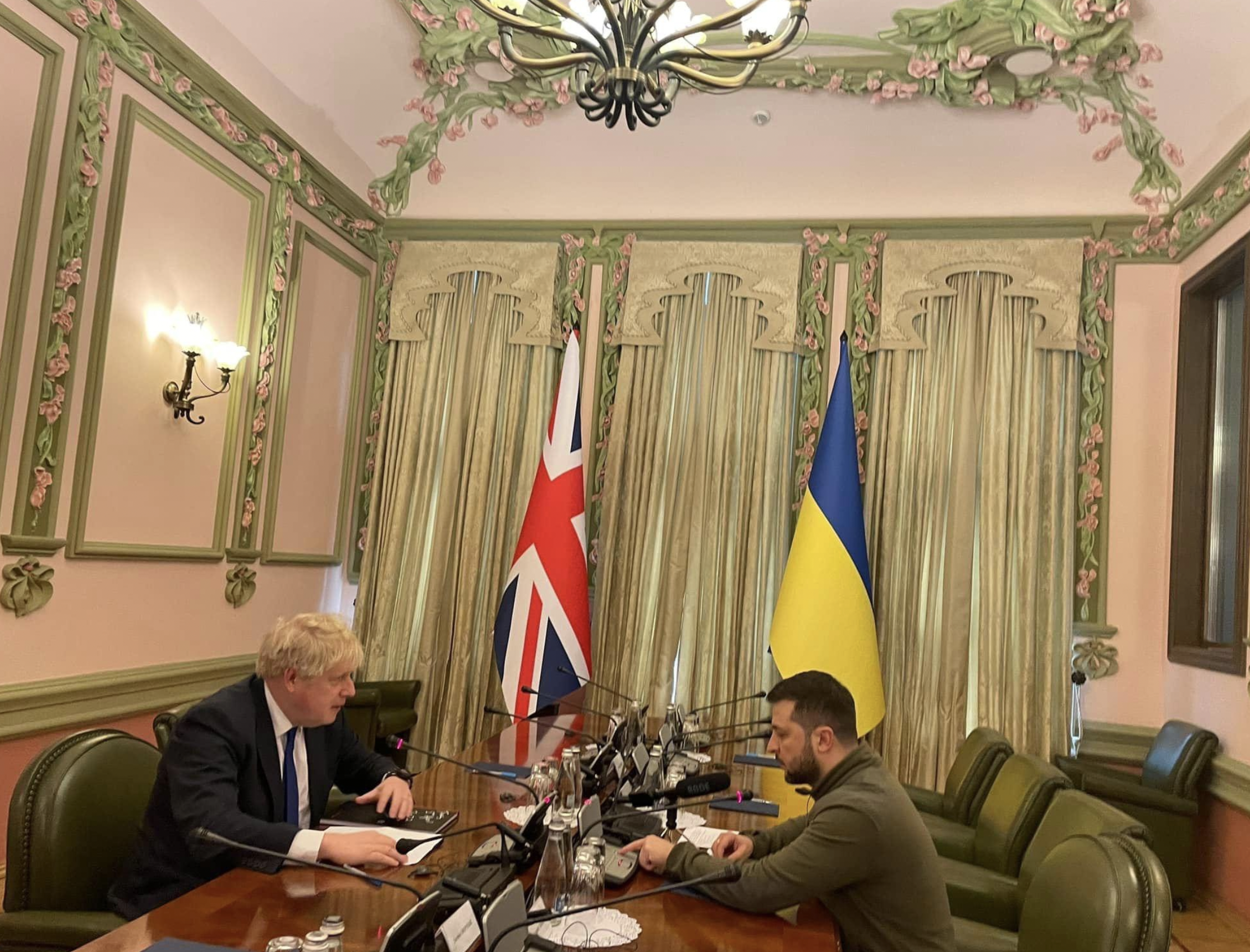 Johnson meets Zelenskyy