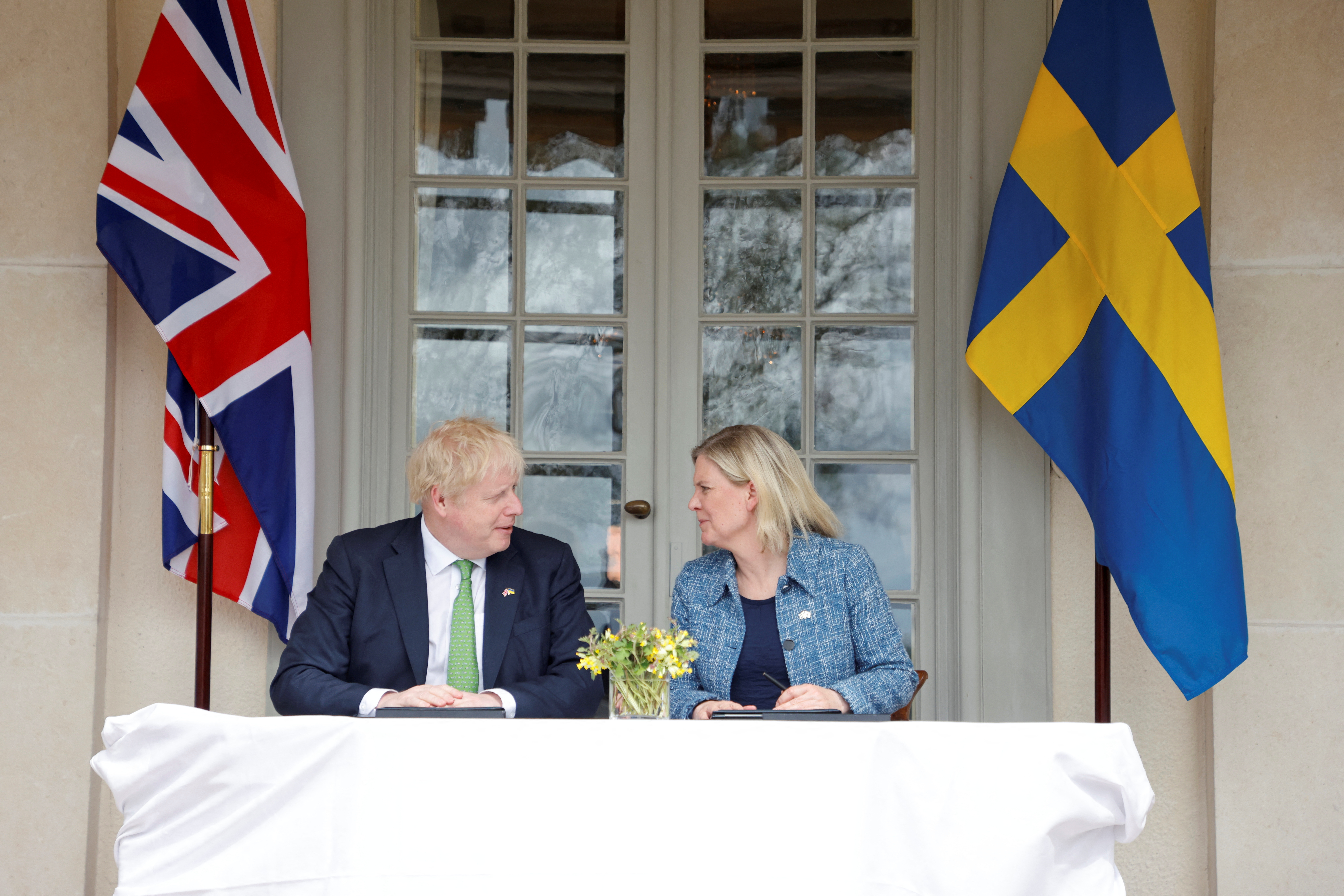 British Prime Minister Boris Johnson and Sweden's Prime Minister Magdalena Andersson