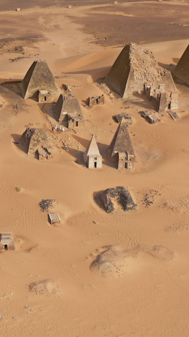 INTERACTIVE_vertical__0001_Google Meroe_Landscape 2