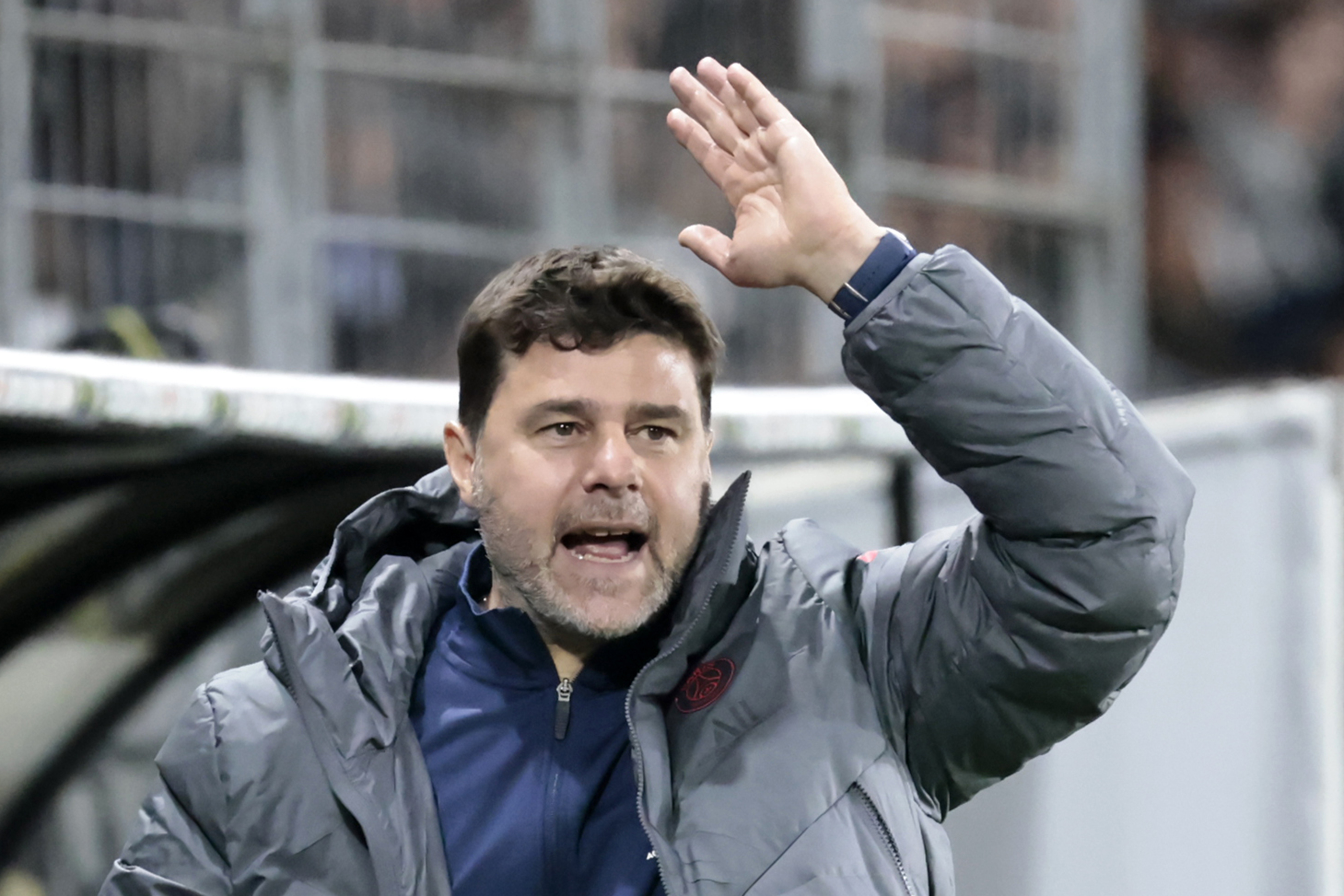 PSG's head coach Mauricio Pochettino gestures