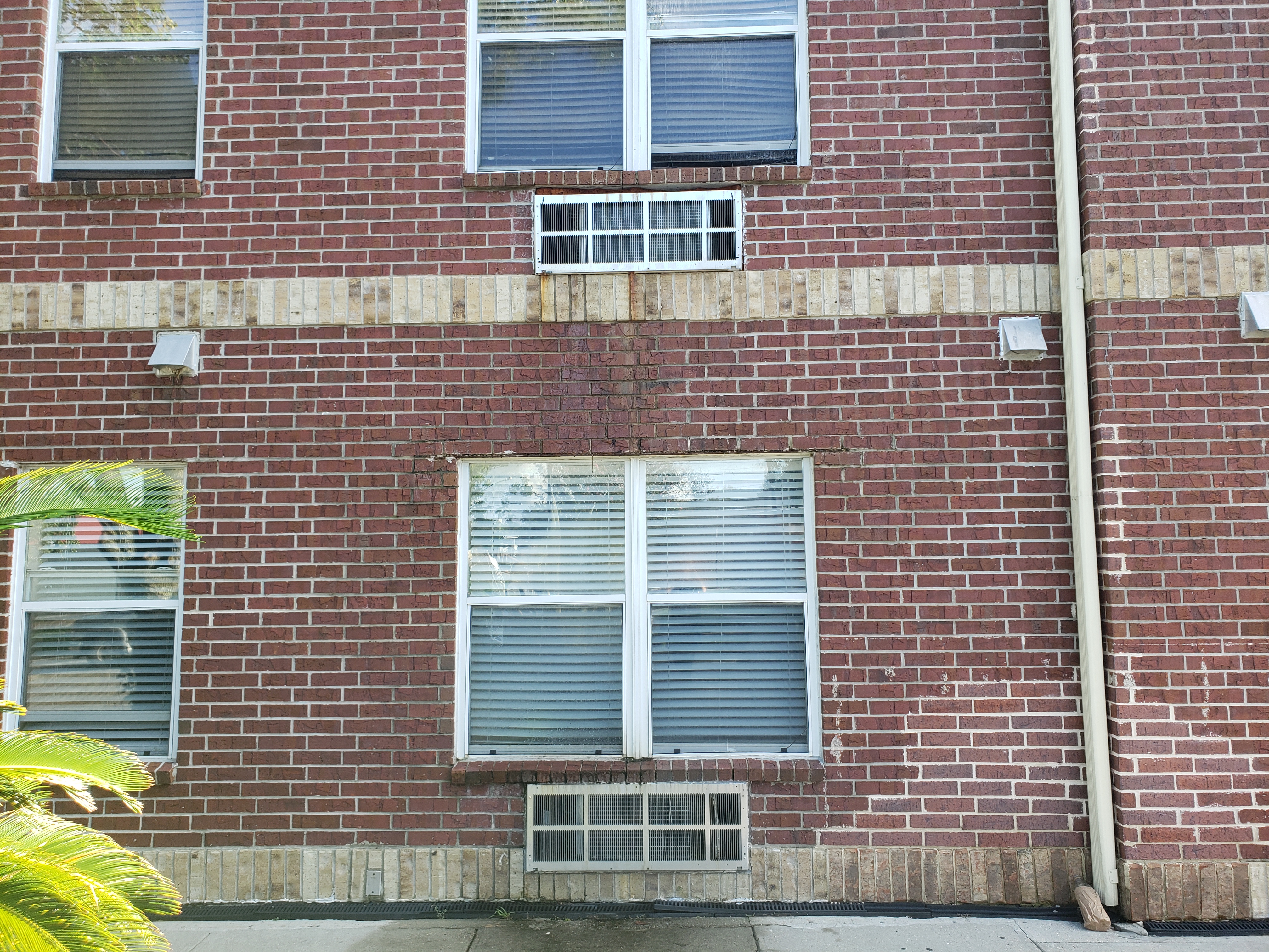 The exterior of Boyd Manor