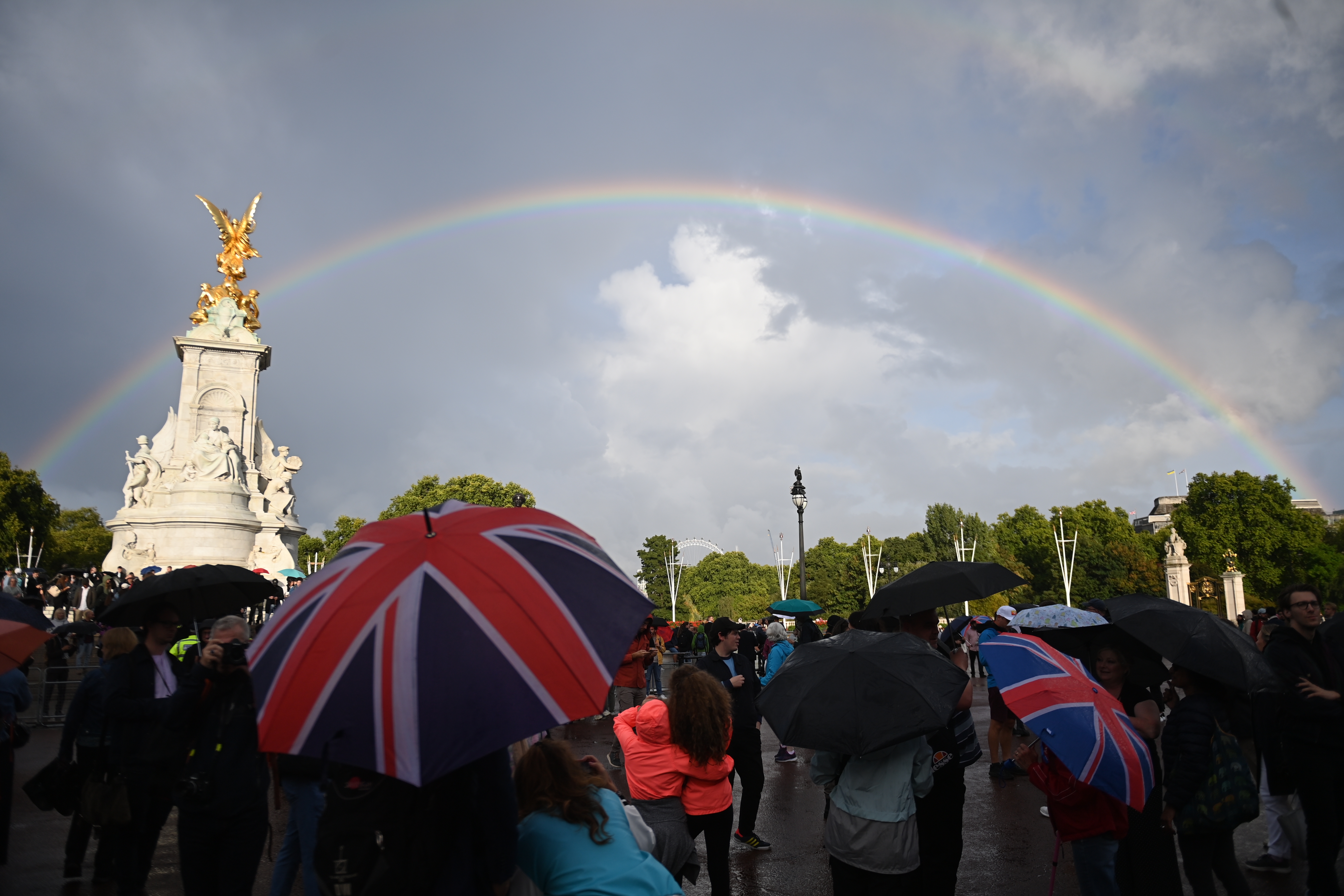 BRITAIN ROYALTY QUEEN HEALTH