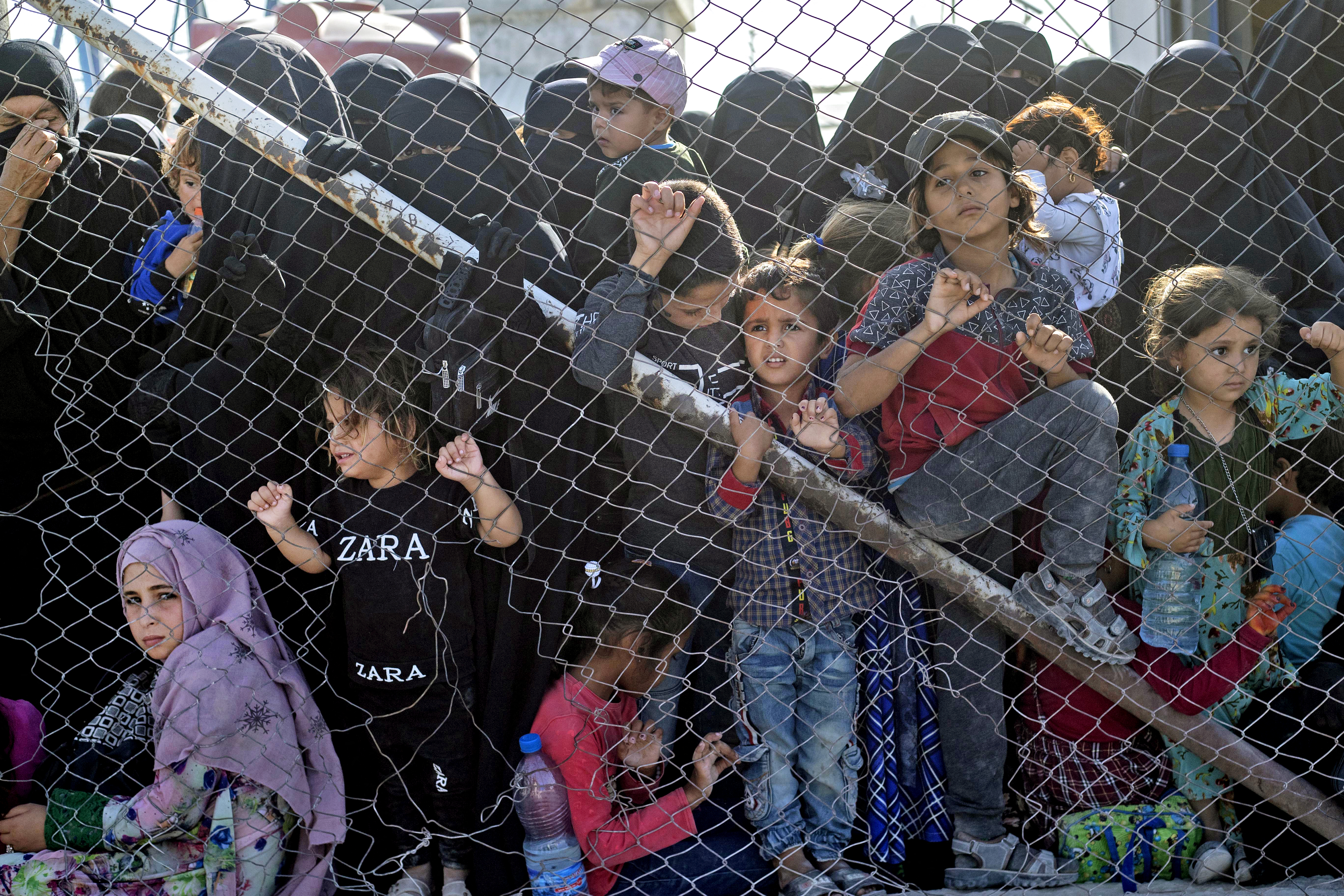 A picture shows the Kurdish-run al-Hol camp, which holds relatives of suspected Islamic State (IS) group fighters in the northeastern Hasakeh governorate, during a security operation by the Kurdish Asayish security forces and the special forces of the Syrian Democratic Forces, on August 26, 2022