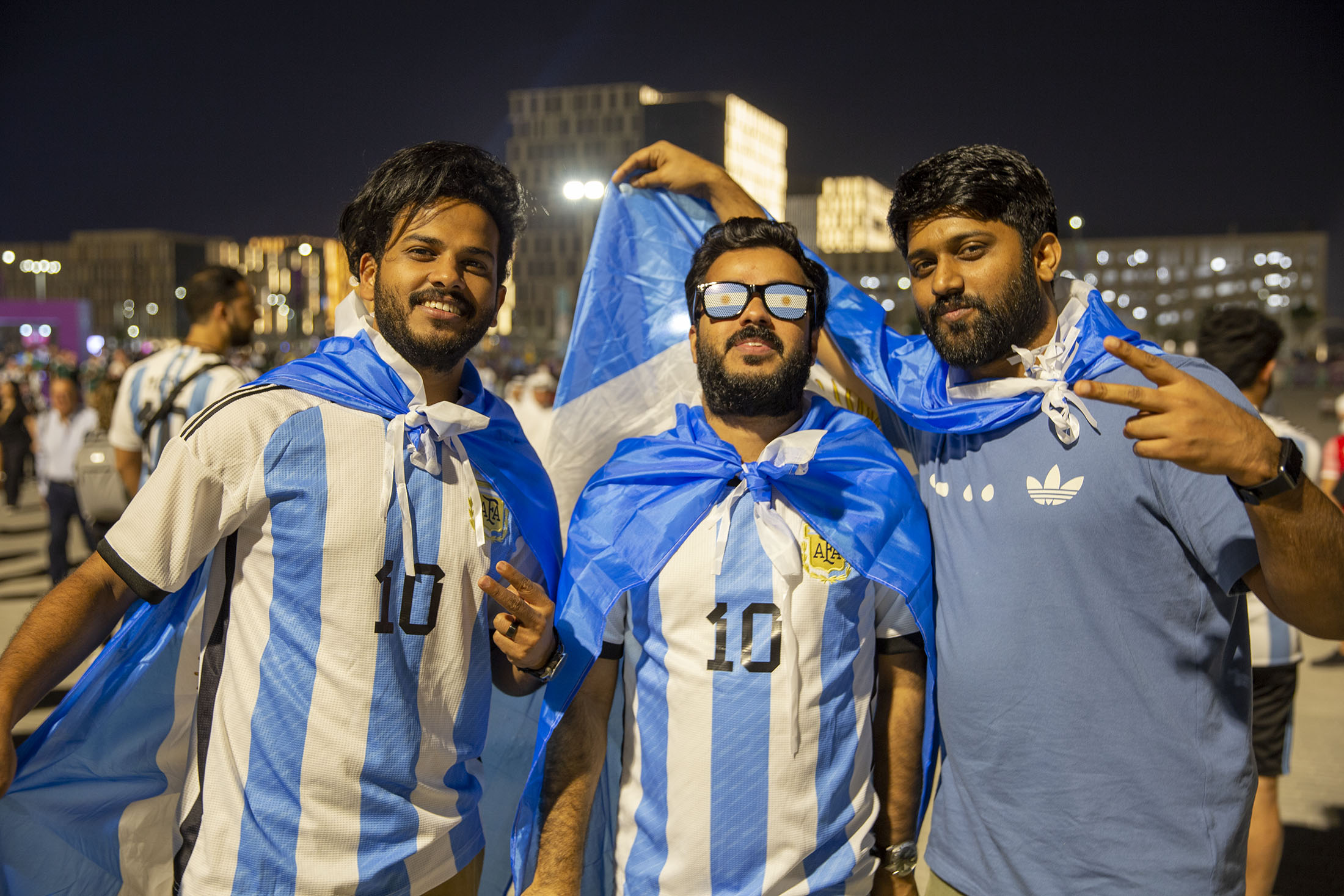 Messi Argentina fans