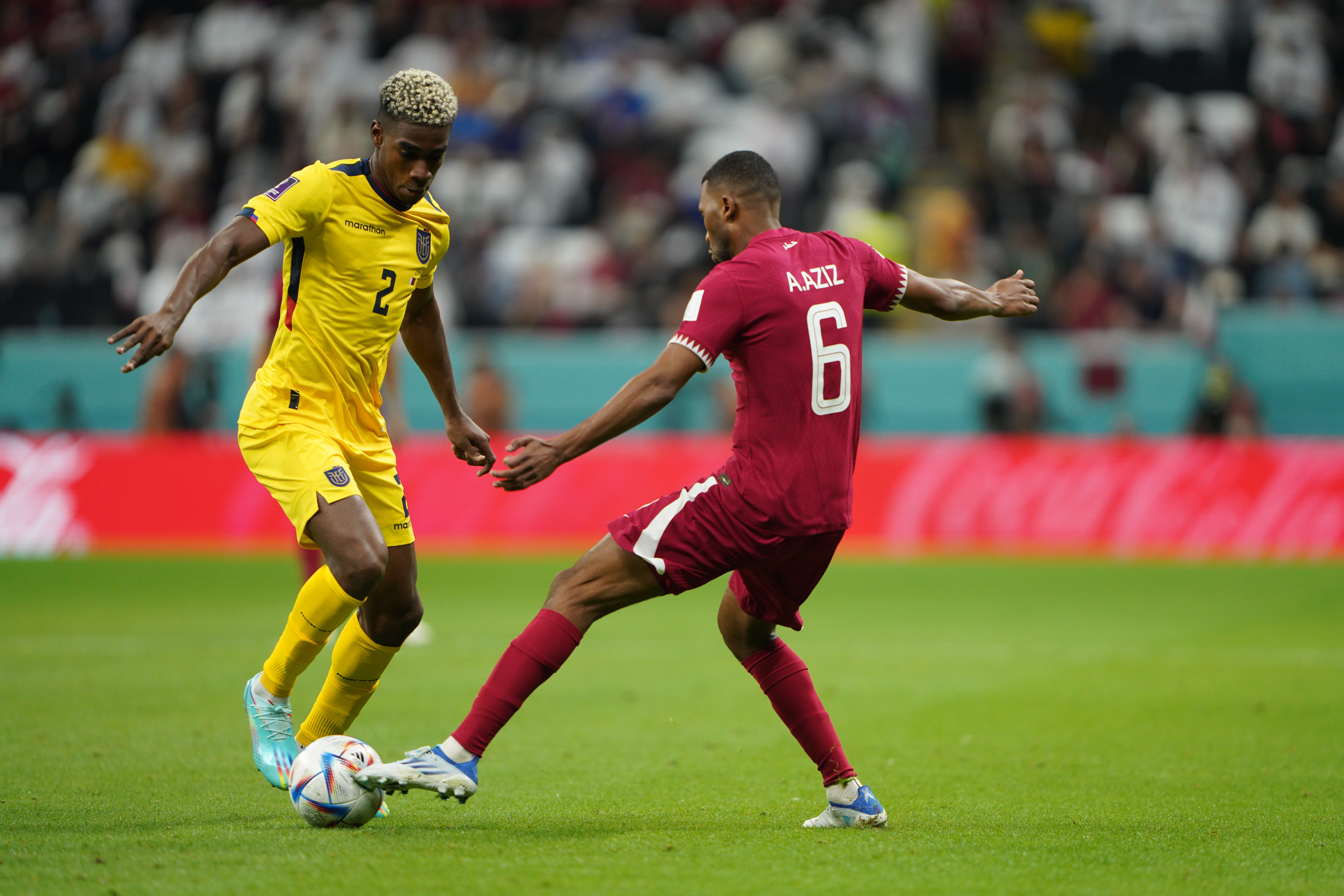 Felix Torres (2) and Abdulaziz Hatem (6)