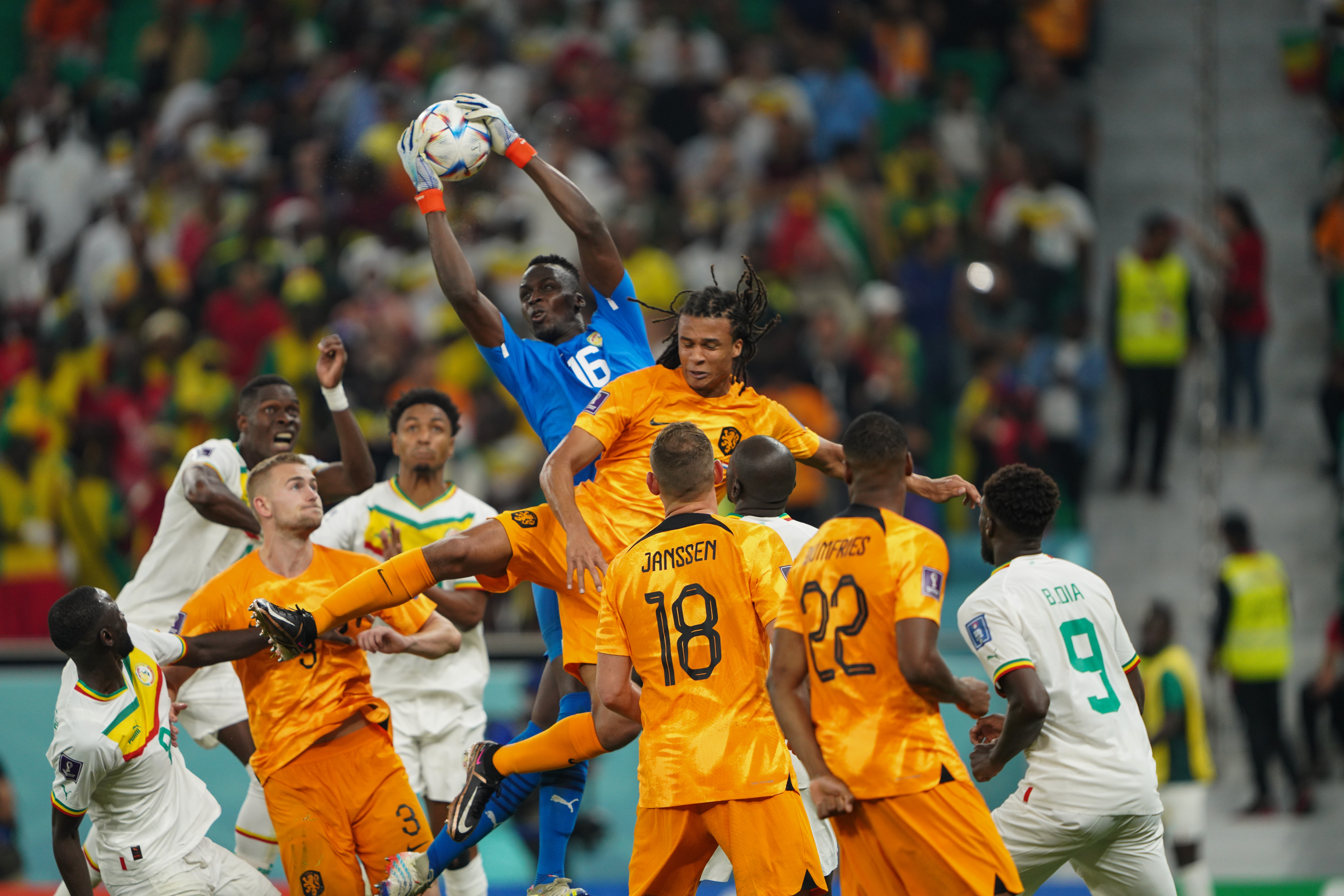 Keeper making a save