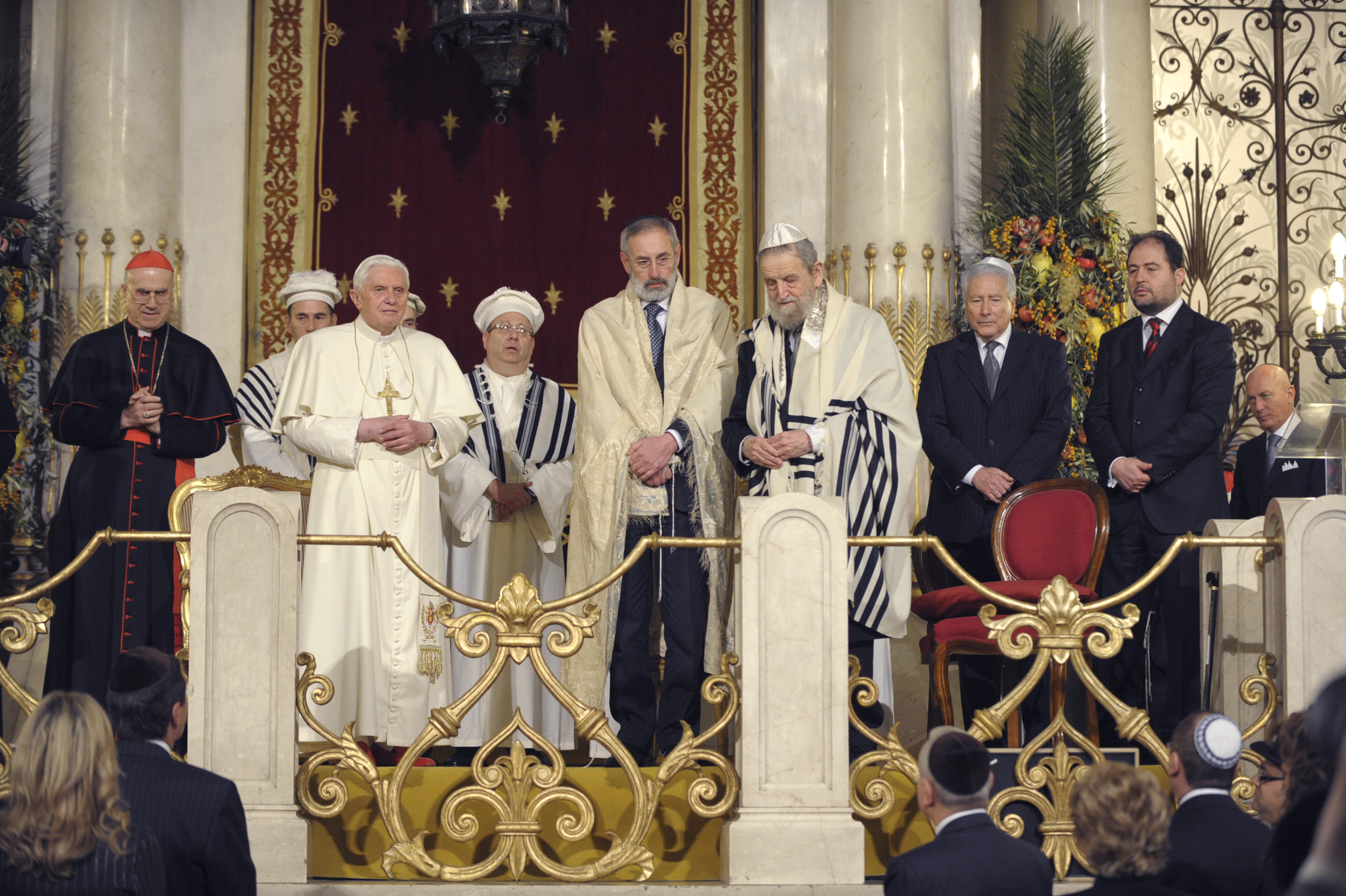 Pope Benedict XVI looks on during his visit at Rome's main synagogue