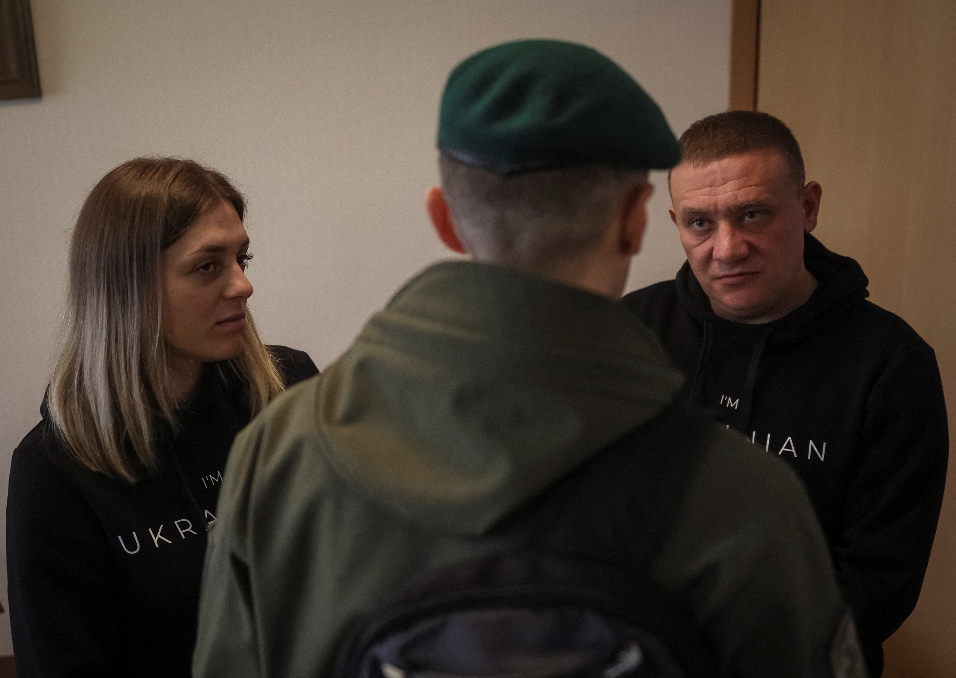 border guards speak with their counterpart