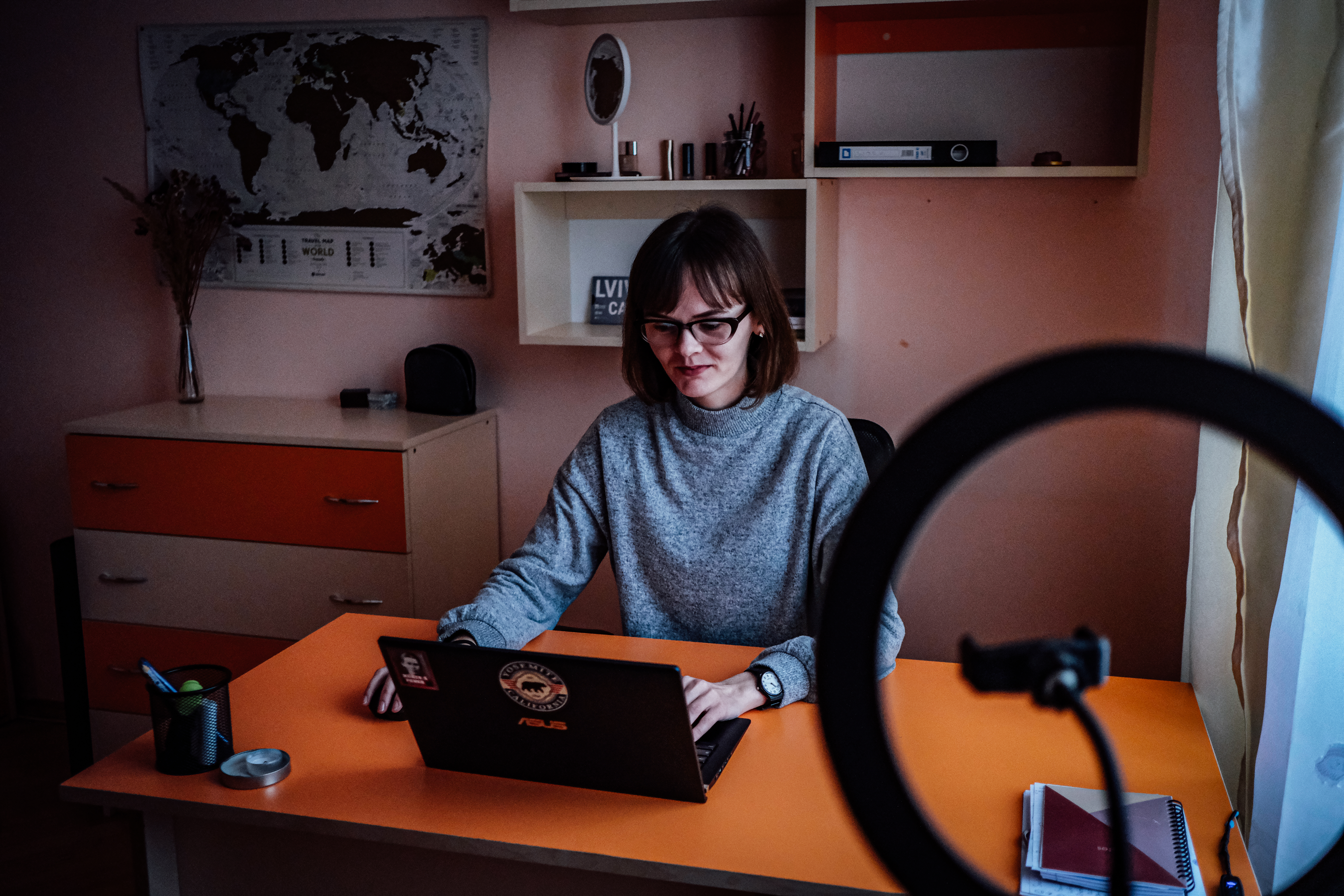 Iryna working: Iryna tutors students from home. If the electricity goes out, she will switch to mobile data for the internet. If that is also down, she will reschedule her classes. Her students are often based in Ukraine and so also face electricity blackouts