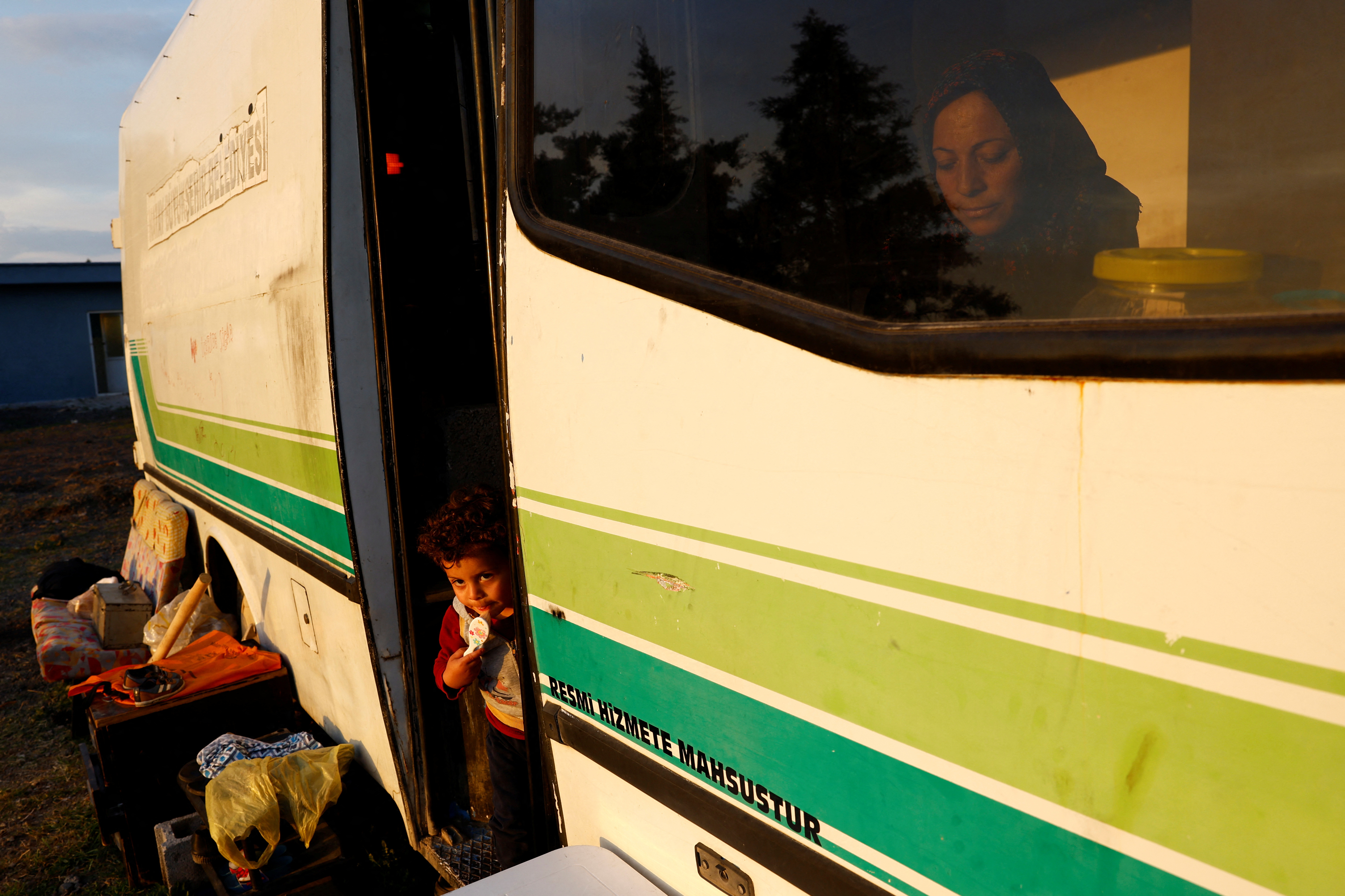 TURKEY-QUAKE/CEMETERY
