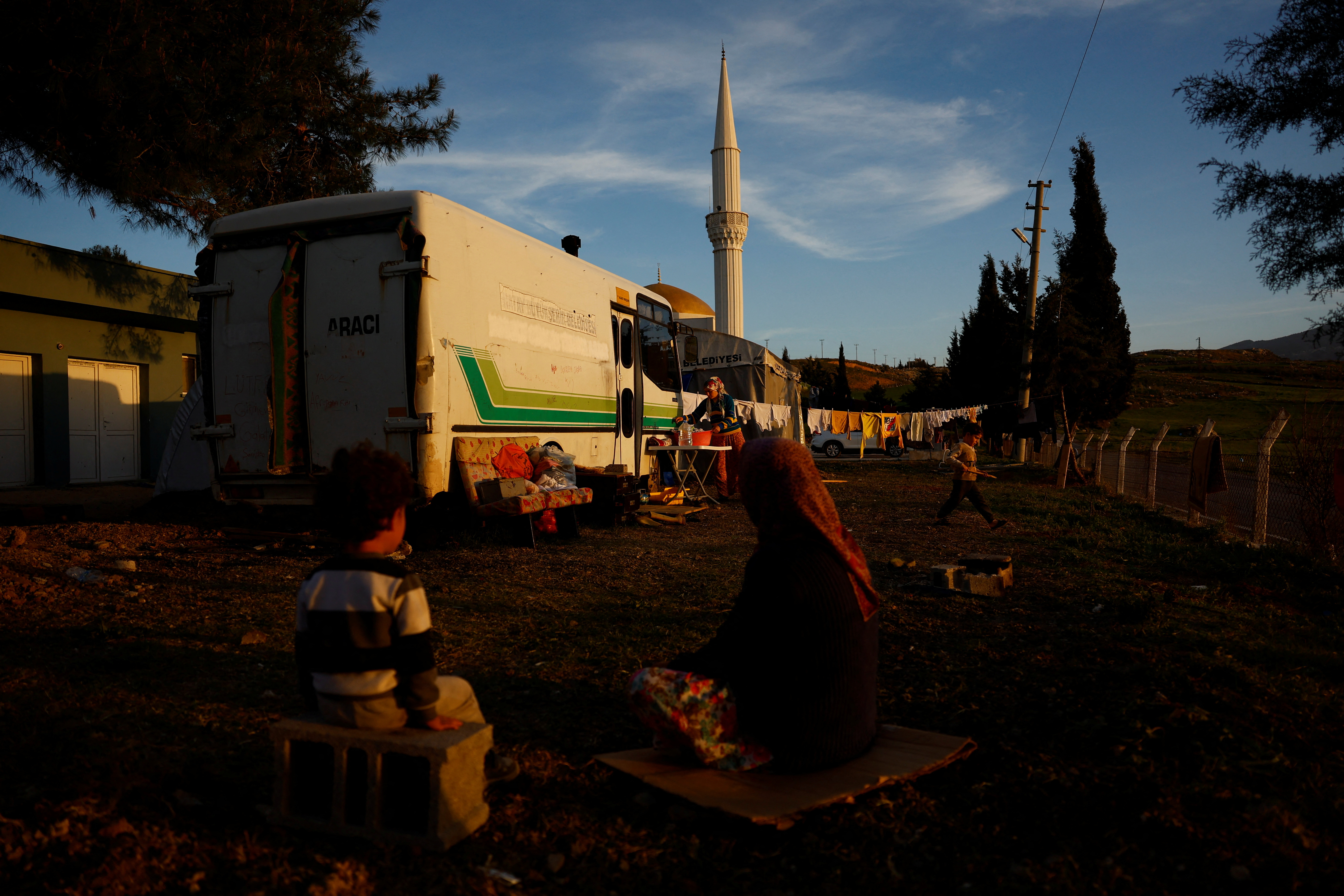 TURKEY-QUAKE/CEMETERY