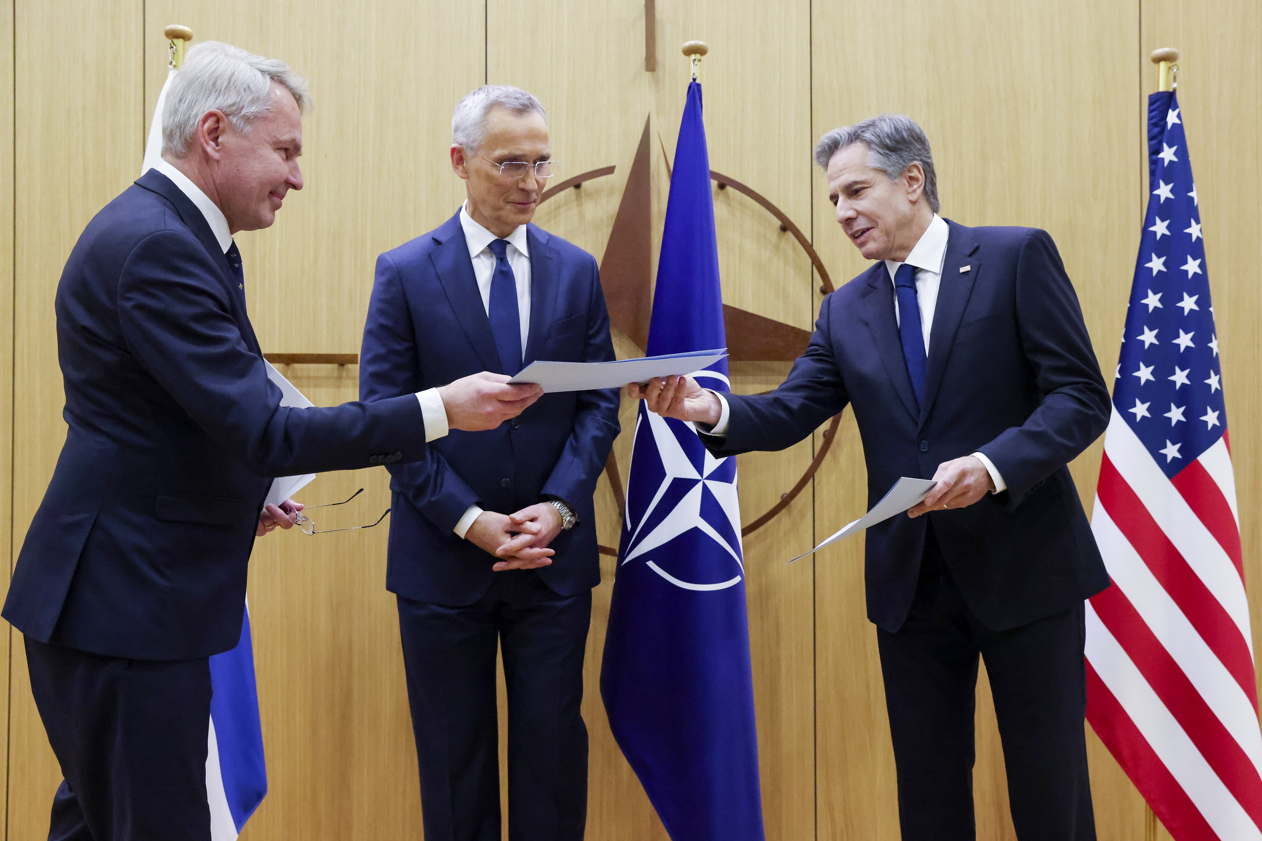Finnish Foreign Minister Pekka Haavisto and United States Secretary of State Antony Blinken