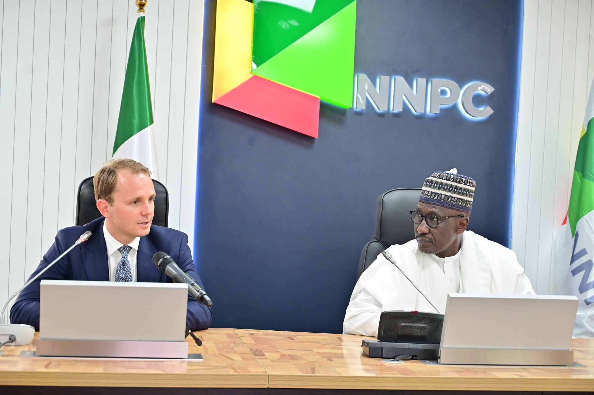 NNPC chief executive Mele Kyari and Golar CEO Karl Fredrik Staubo