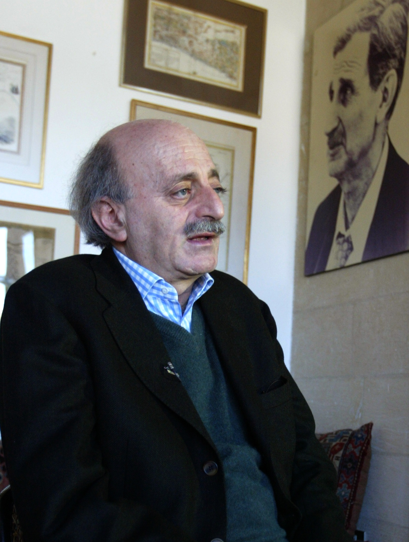 Lebanese Druze leader Walid Jumblatt resigns at 73. [File: REUTERS/ Jamal Saidi]
