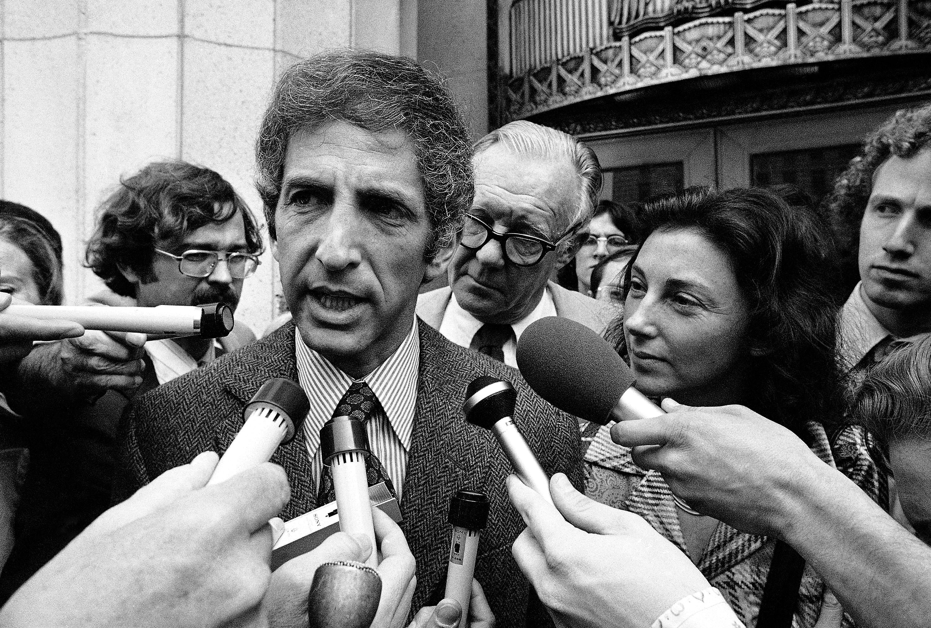 Daniel Ellsberg addresses reporters