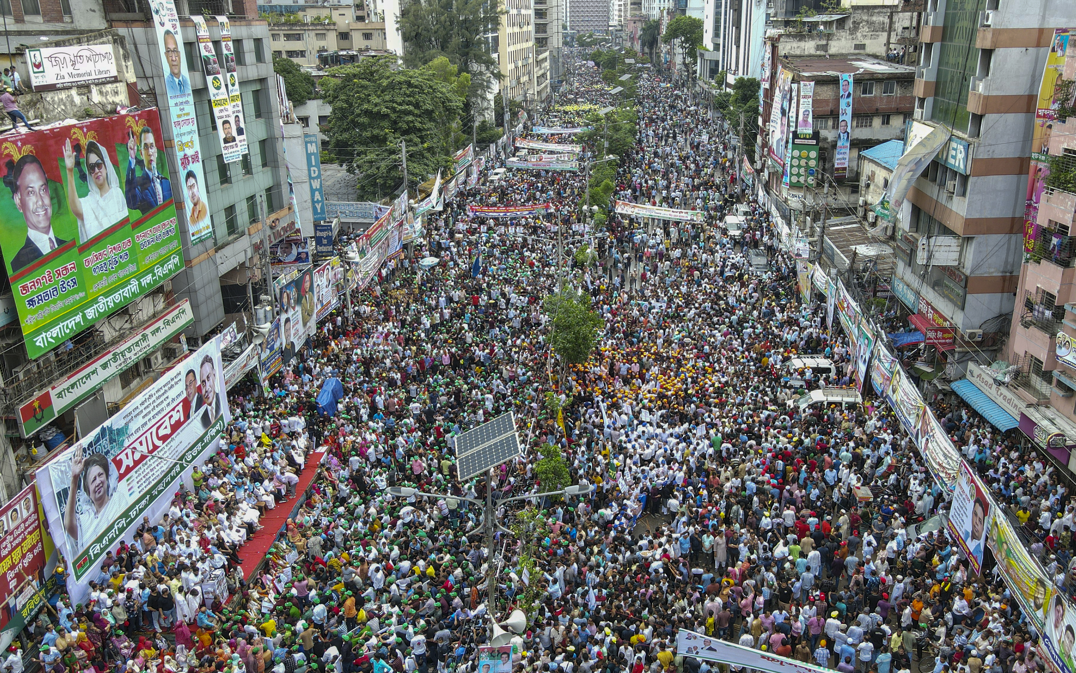 Bangladesh opposition march