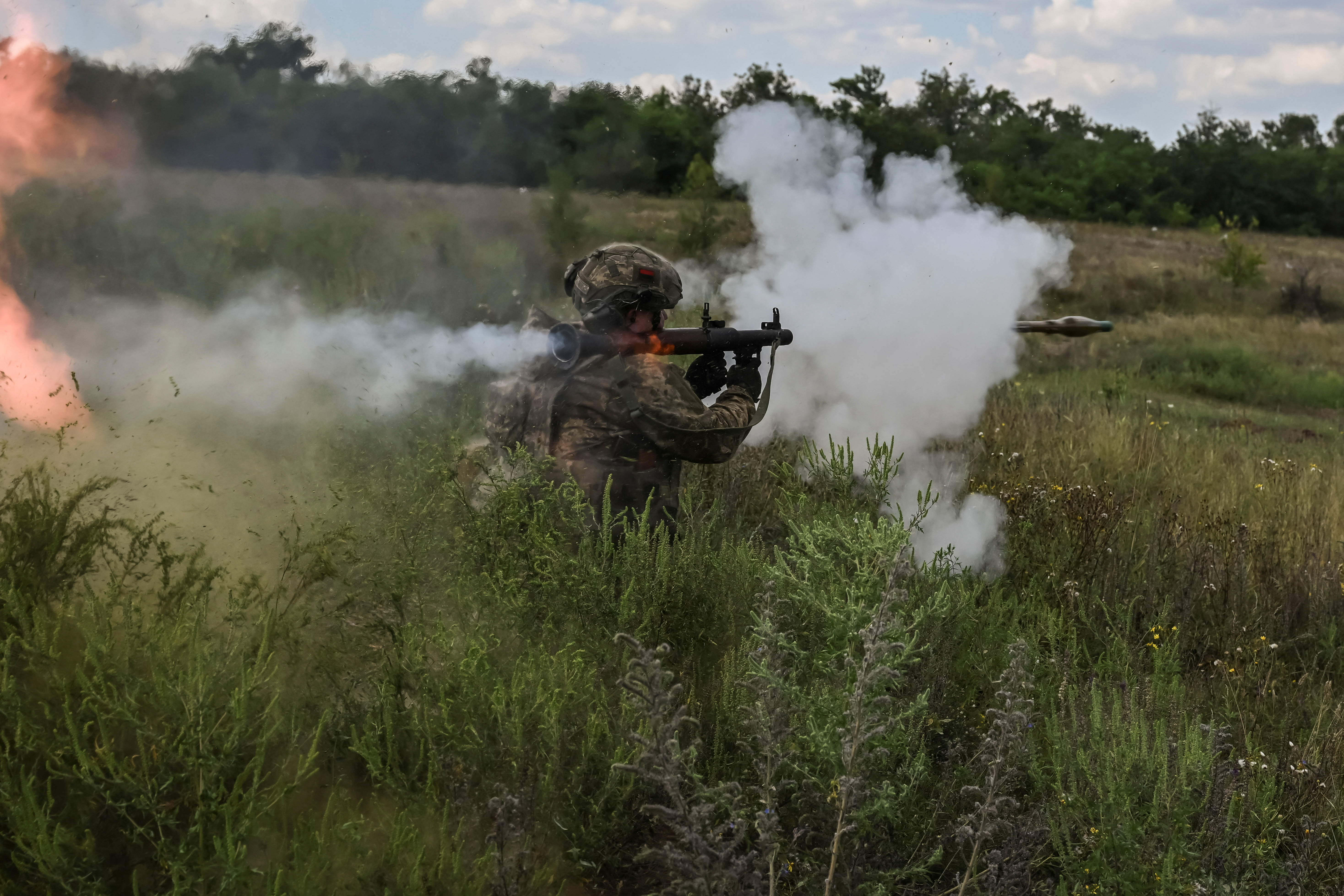 A Ukrainian service member of the 128th Separate Territorial Defence Brigade attends military exercises at a training ground, amid Russia's attack on Ukraine, in Dnipropetrovsk region, Ukraine August 16, 2023. REUTERS/Viacheslav Ratynskyi