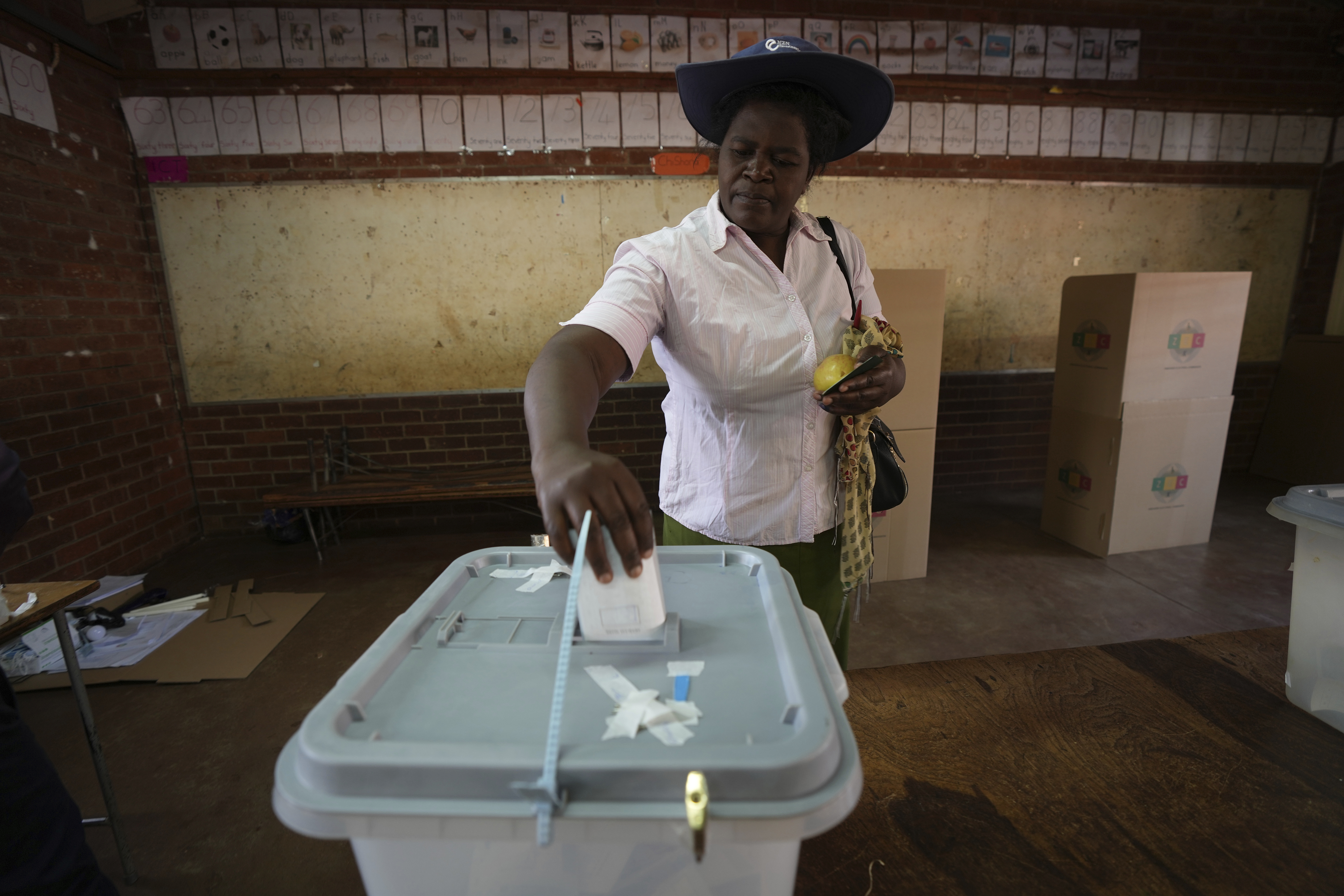 Zimbabwe votes