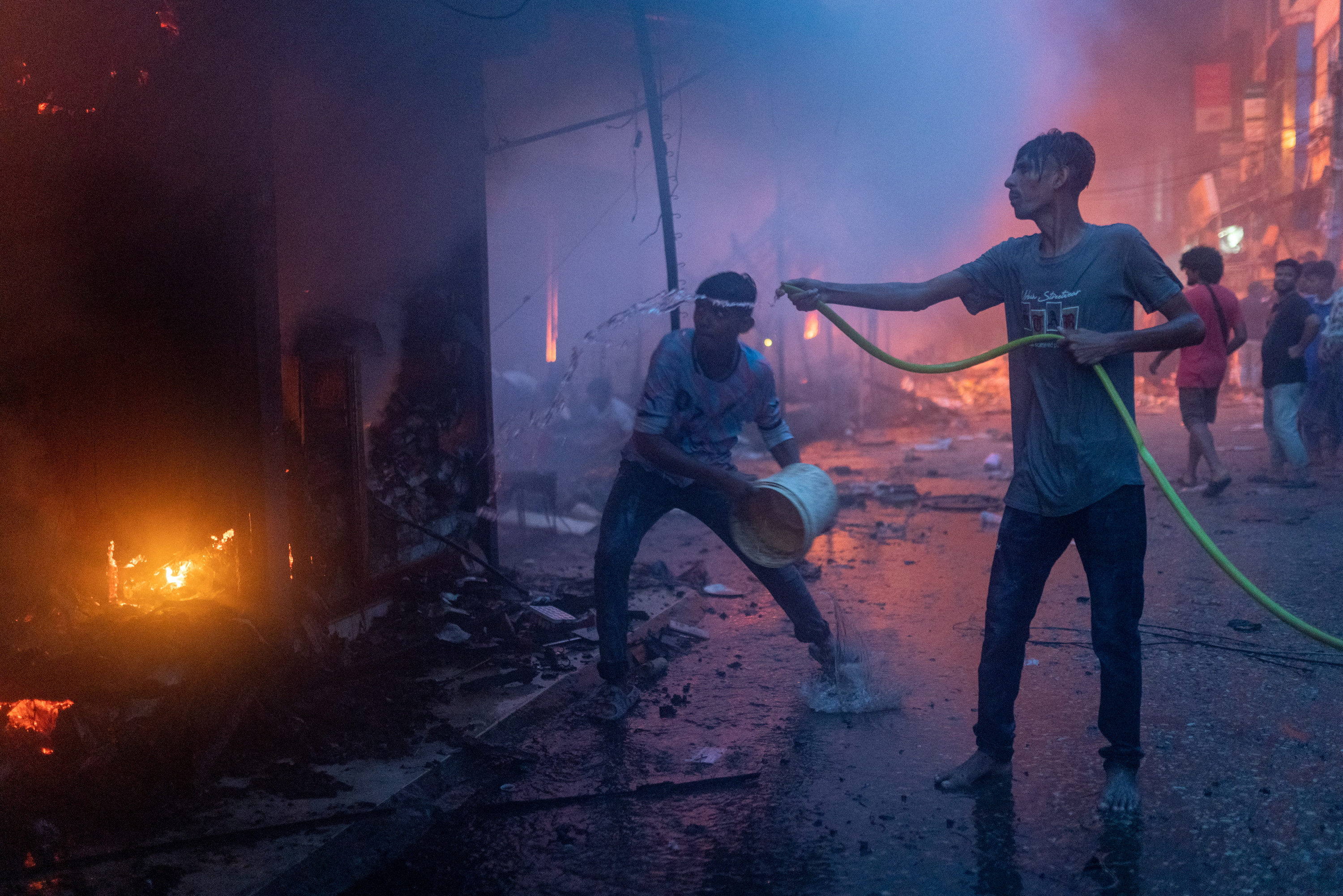 Hundreds of shops gutted in market fire in Bangladesh