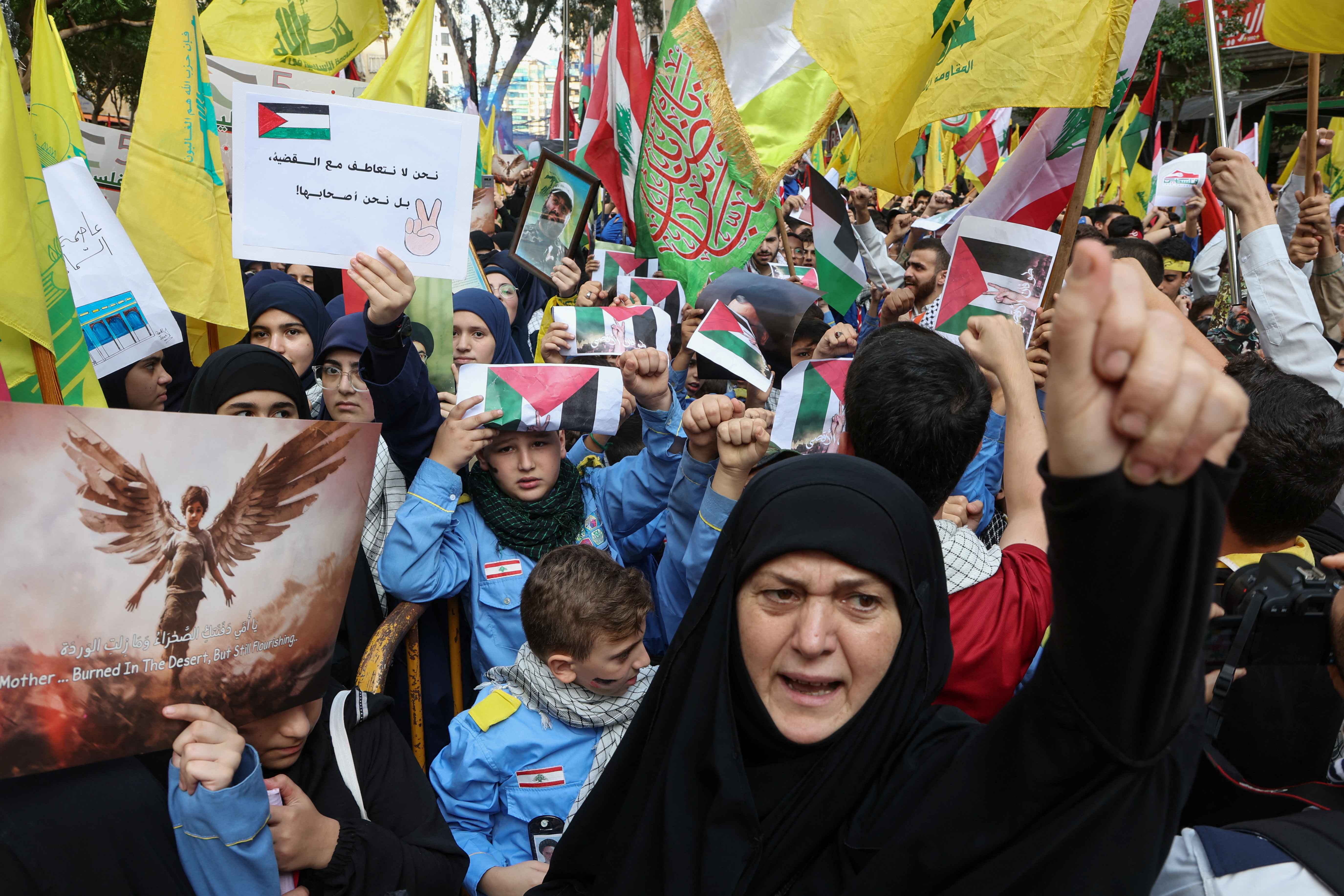 Demonstrators march in support of Palestinians