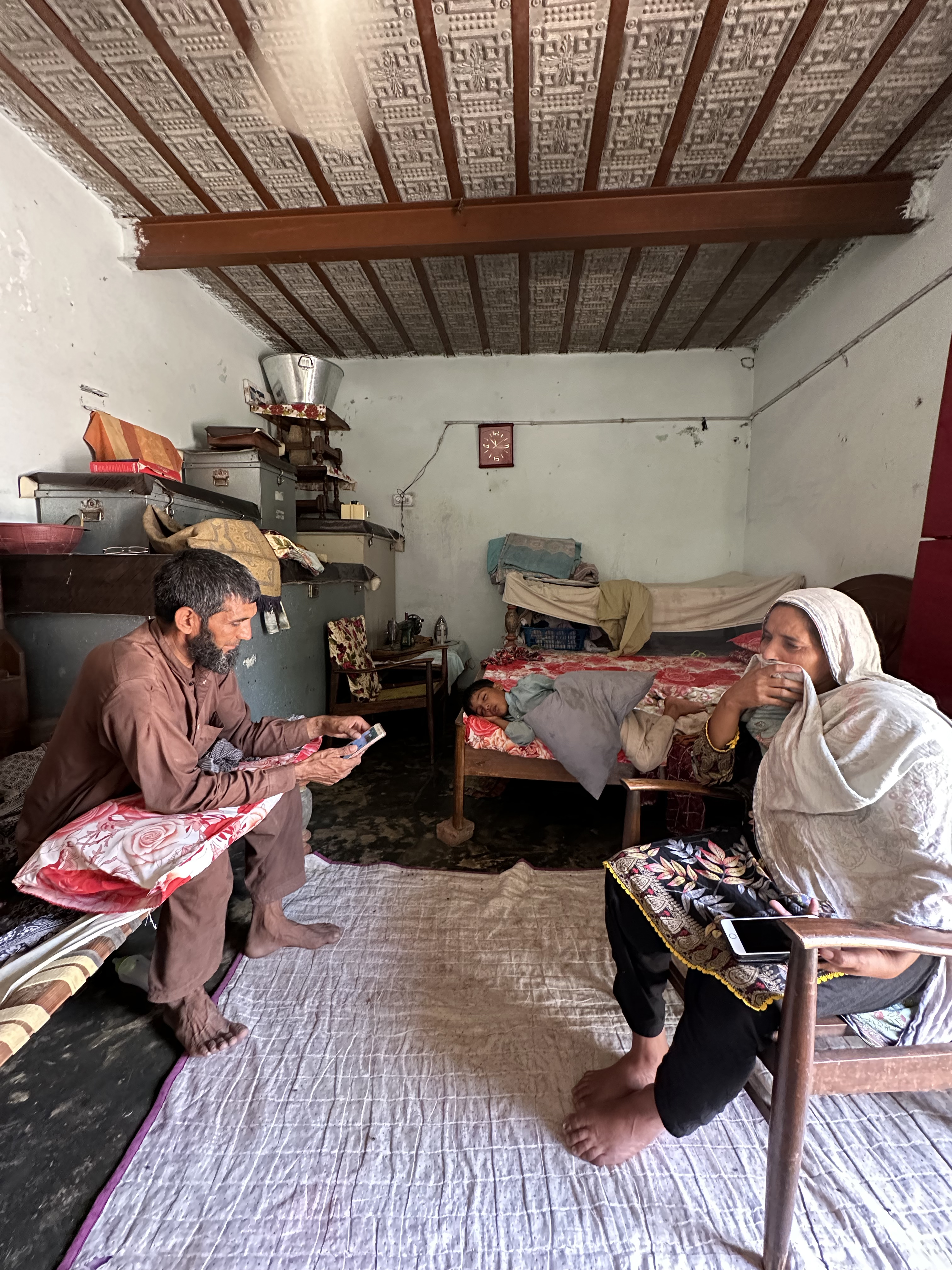 Abuzar parents_vertical