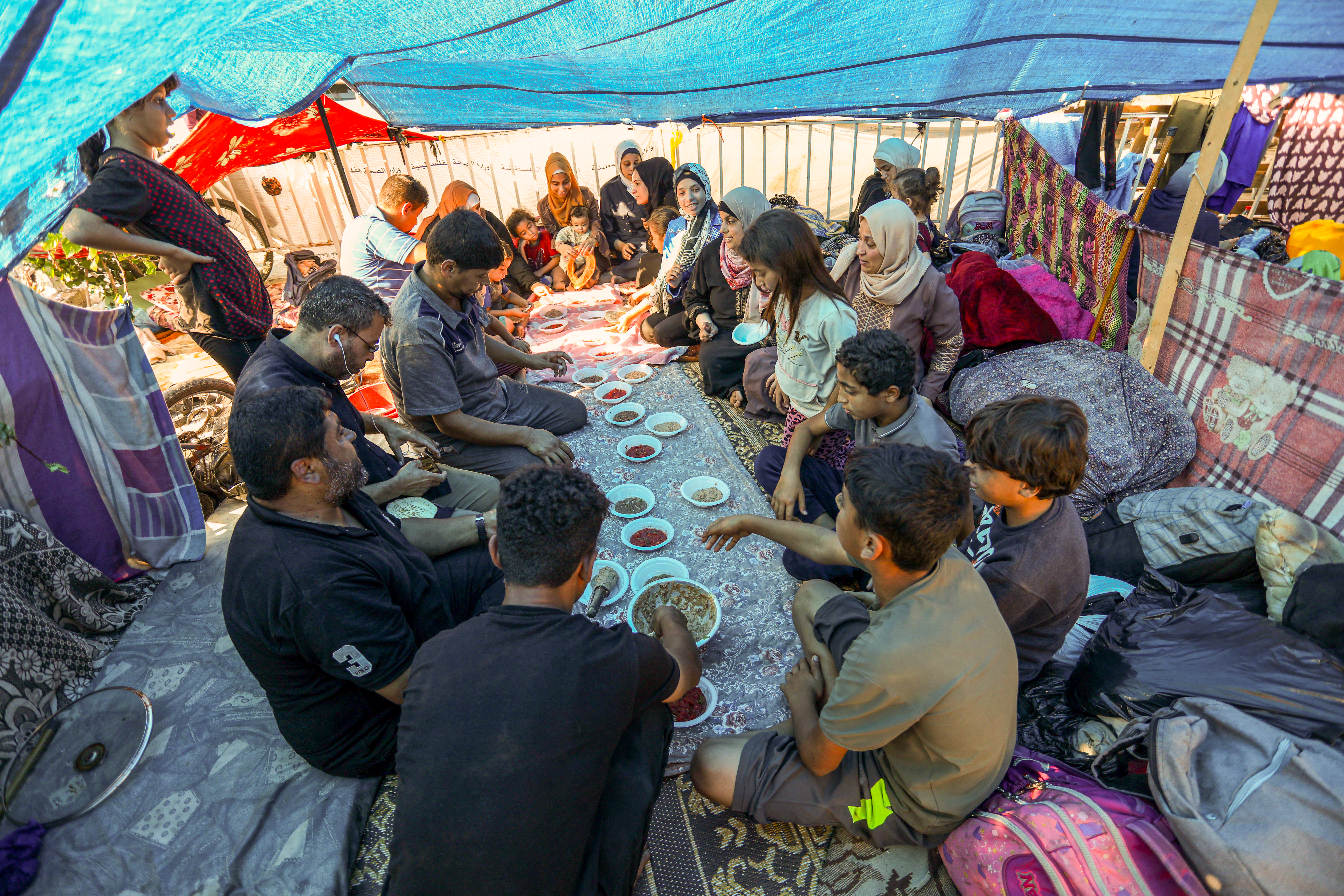 Family sheltering at Al-Shifa hosital in Gaza