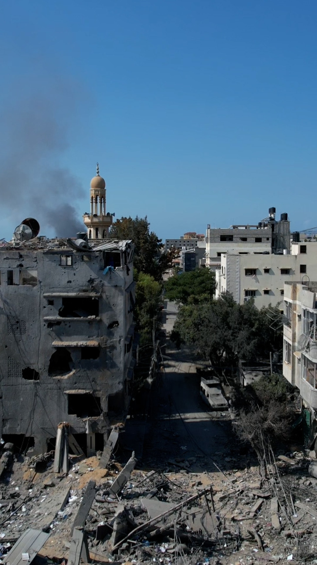 INTERACTiVE - GazaDrone2vertical-1699854420