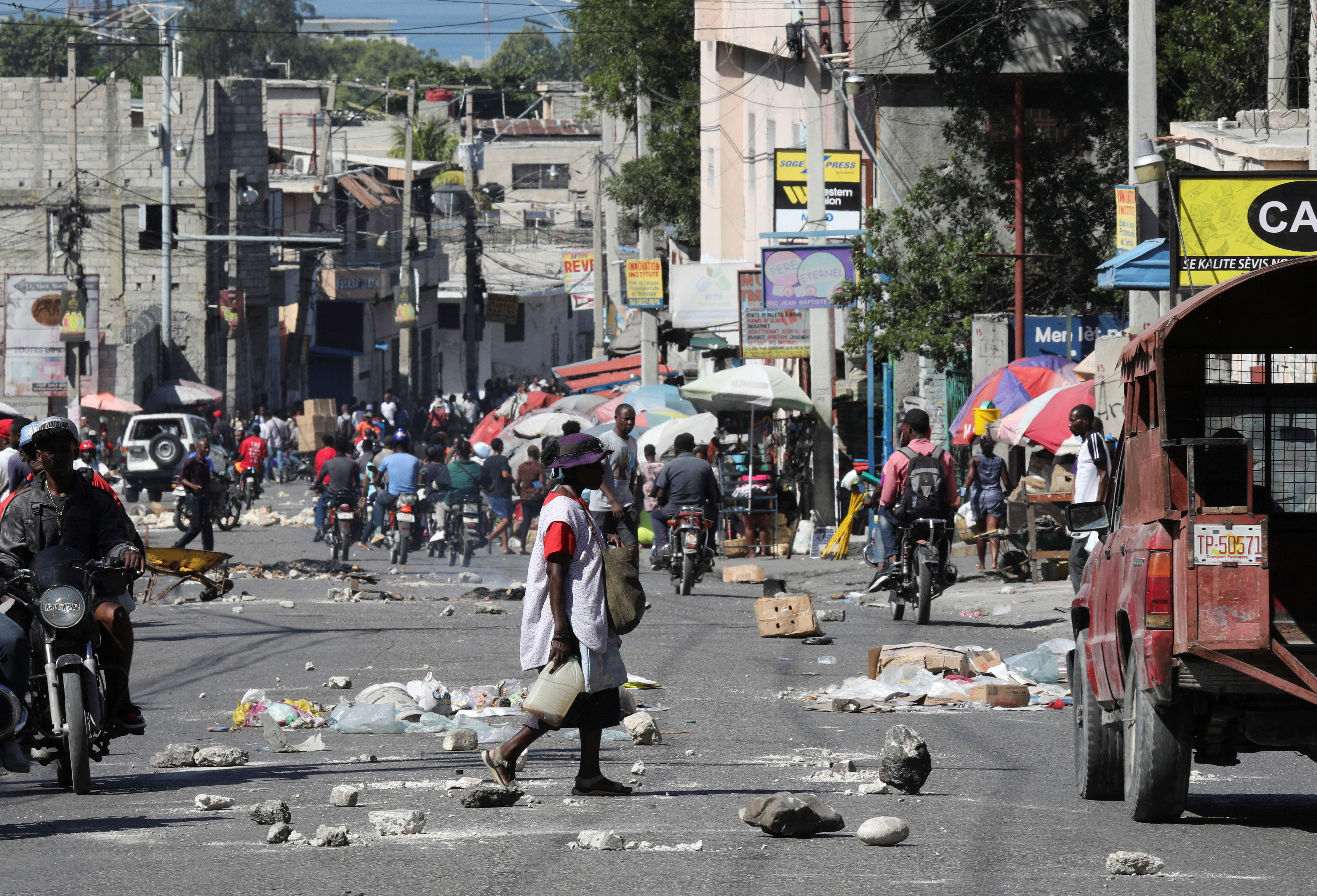 Gangs in Haiti have attacked a community for 4 days and residents fear the violence could spread