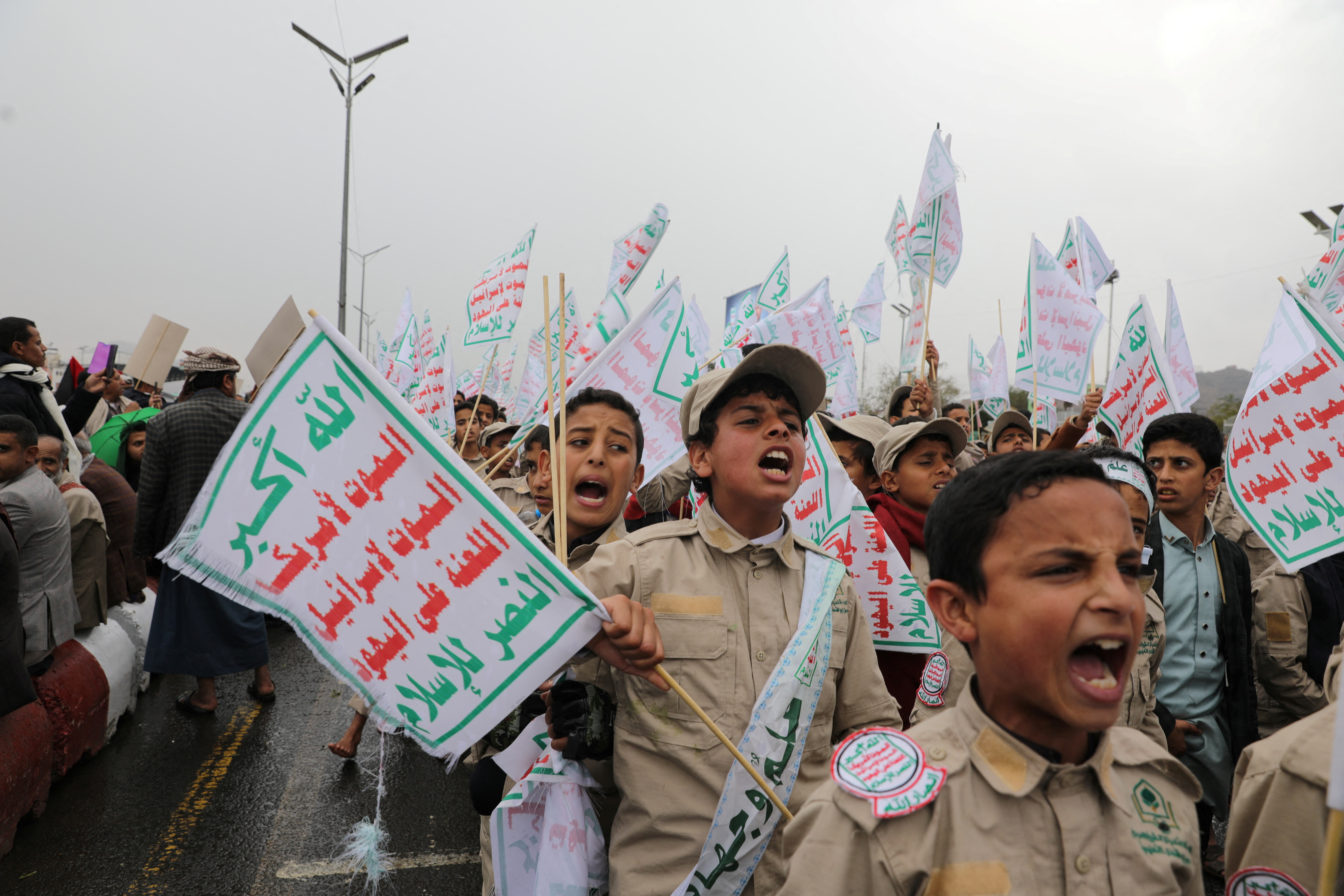 Houthi supporters rally in Sanaa