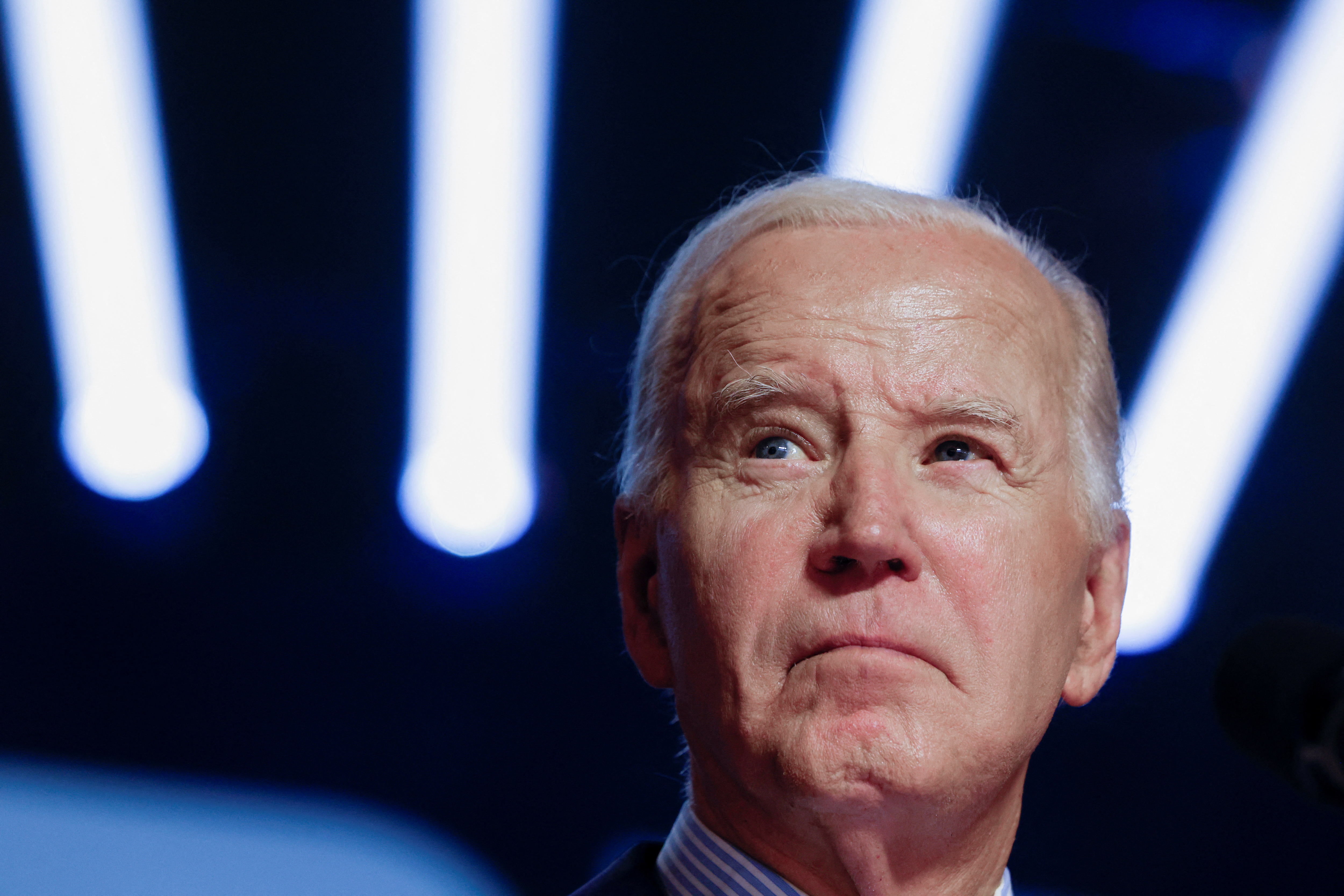 U.S. President Joe Biden looks on as he delivers remarks, during a campaign event focusing on abortion rights at the Hylton Performing Arts Center, in Manassas, Virginia, U.S., January 23, 2024. REUTERS/Evelyn Hockstein