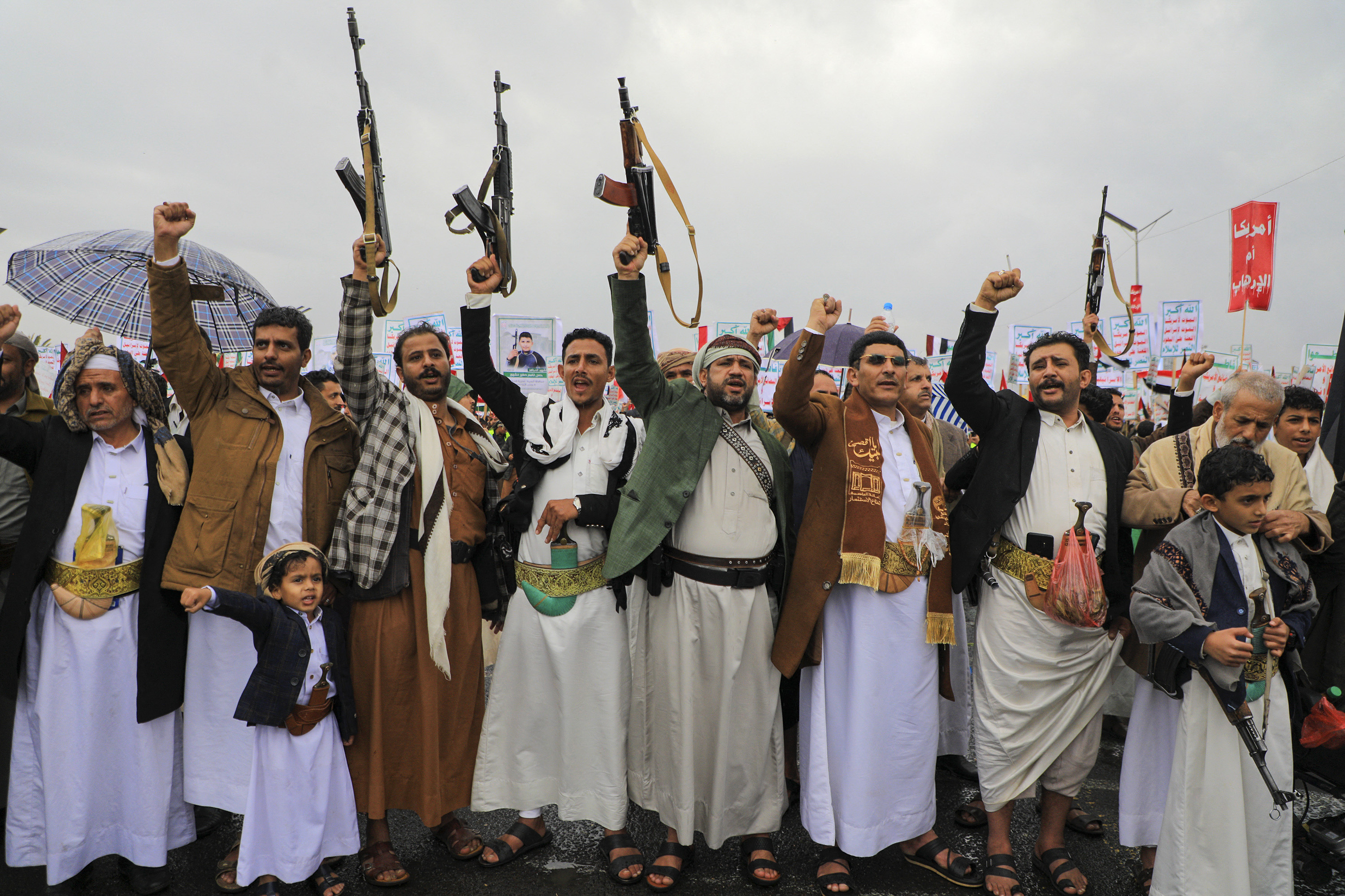 Houthi supporters rally in Sanaa