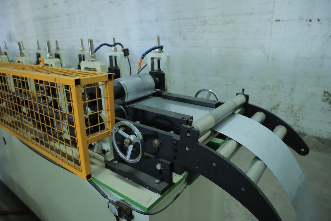 aluminum roller machine