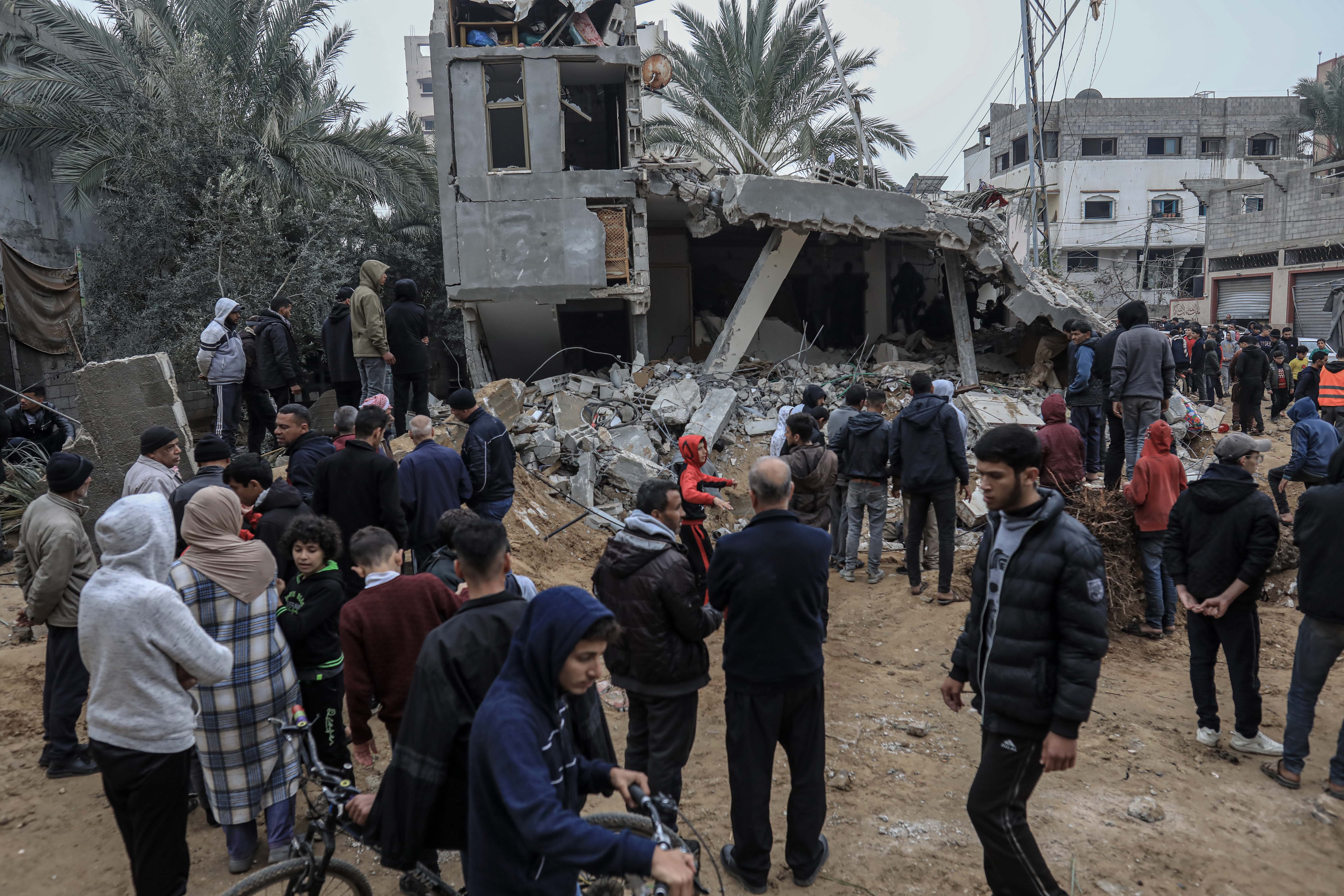 Air strikes in Deir el Balah