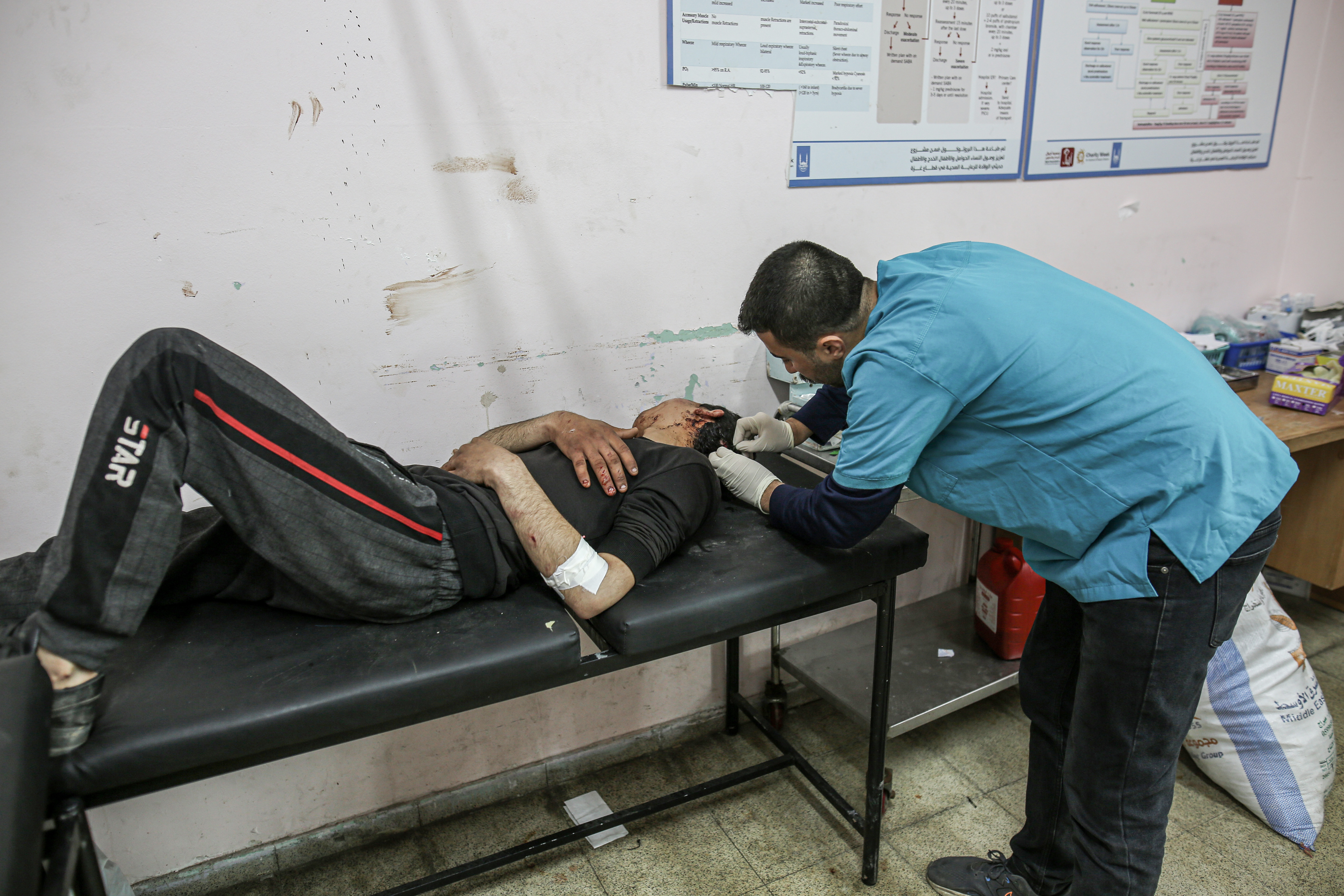 Gaza resident brutally assaulted by Israeli soldiers [Abdelhakim Abu Riash/Al Jazeera]