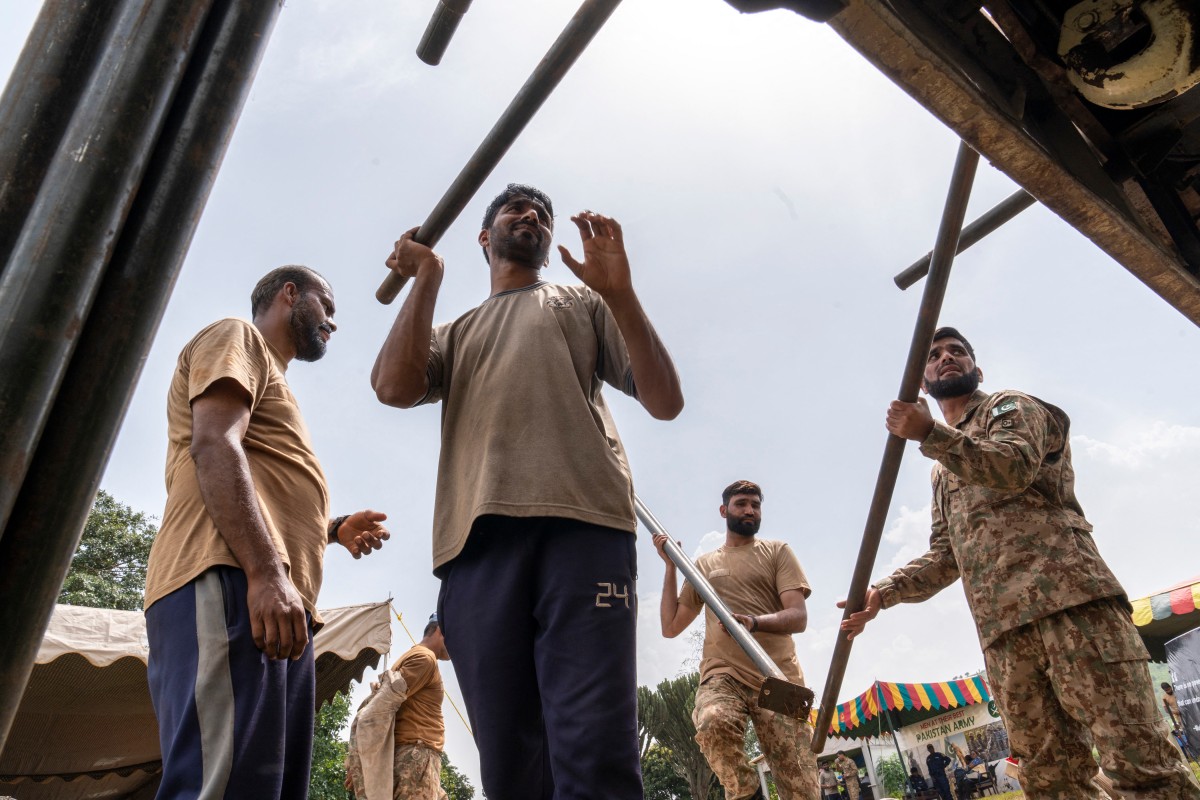 UN peacekeepers begin pullout from war-torn DR Congo