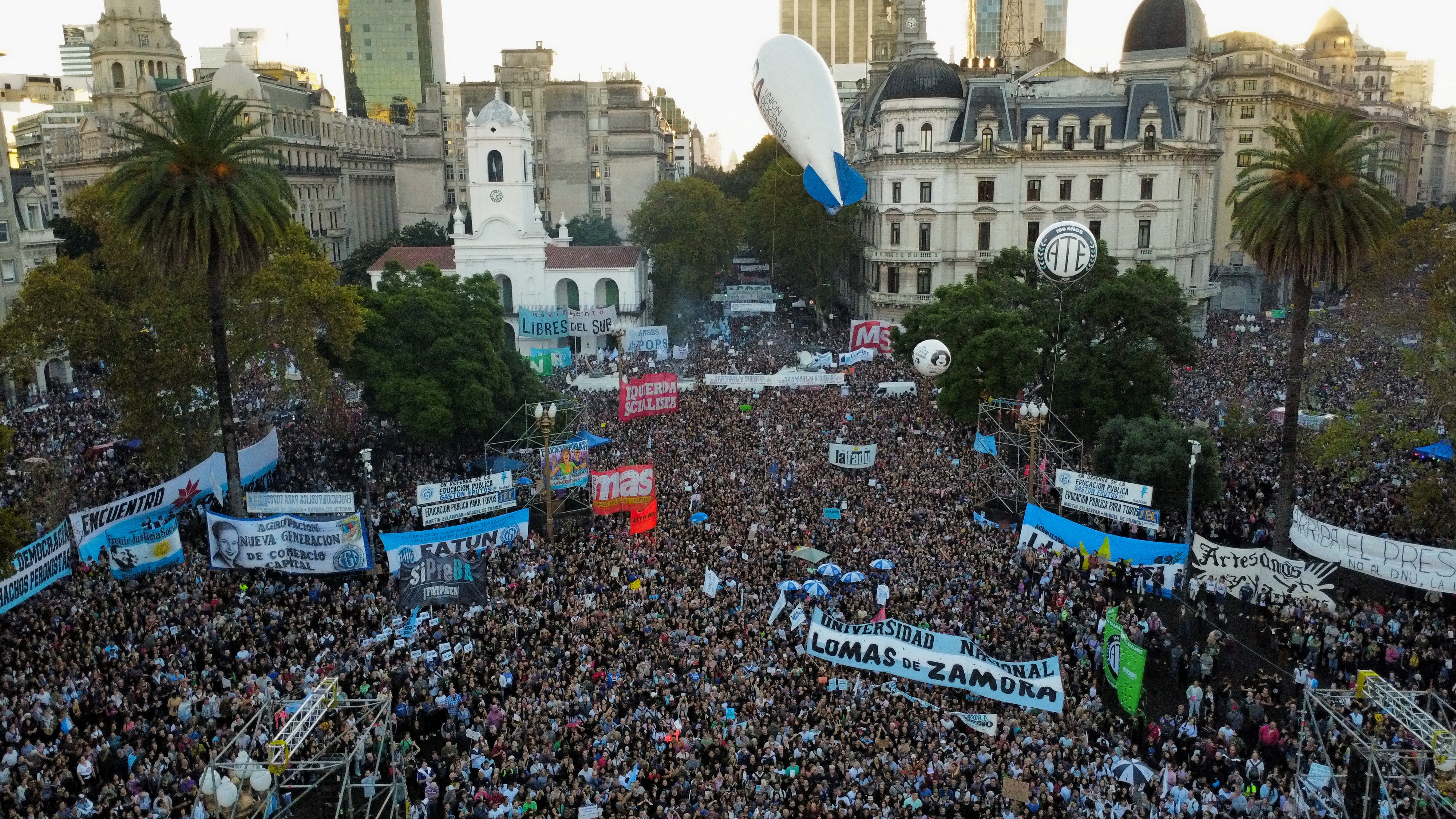 Large crowds march against Argentina public university cuts